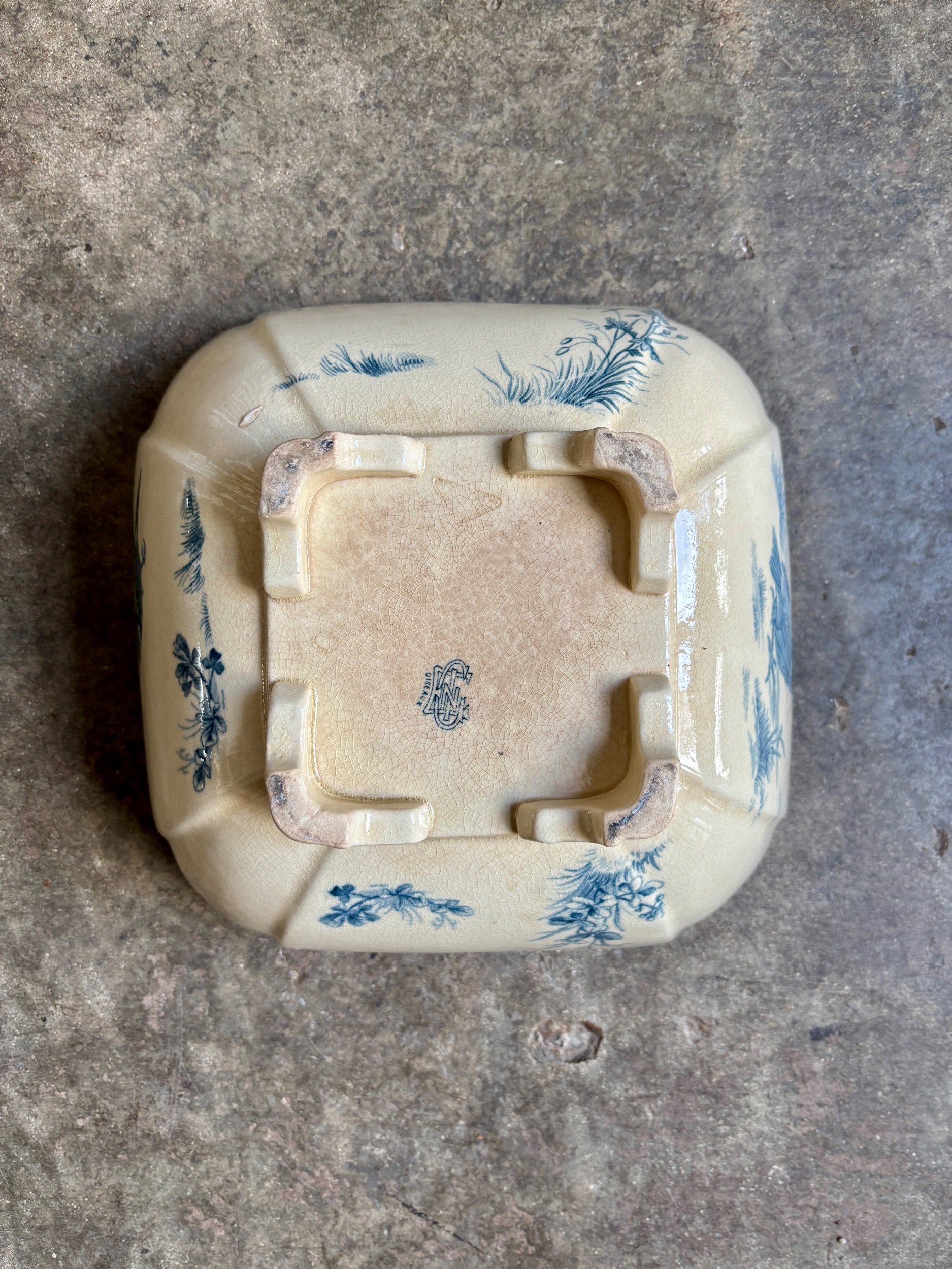 saladier-gien-oiseaux-terre-fer-bleu-vaisselle-vintage-axs-design-paris-france