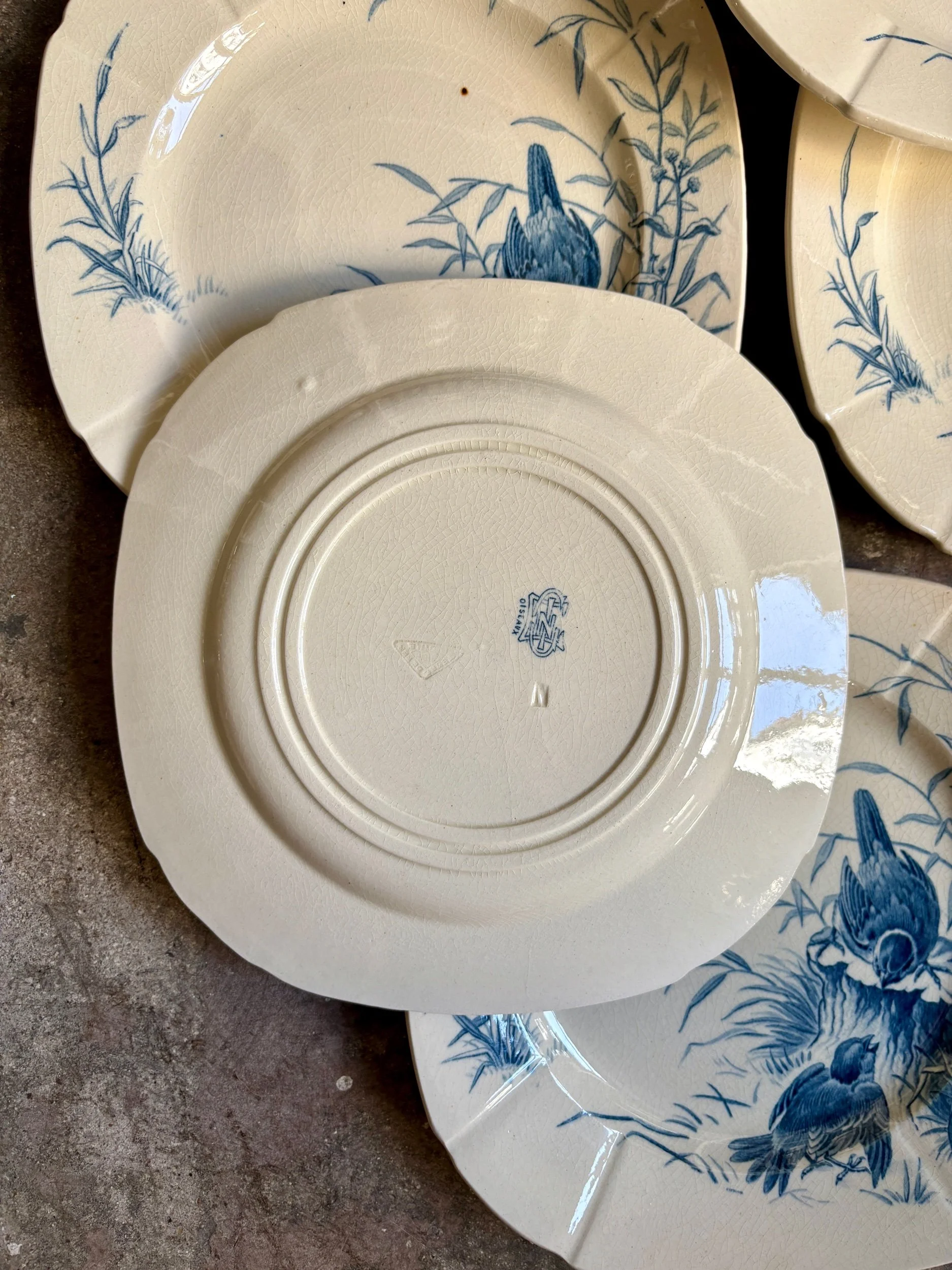 assiettes-dessert-gien-oiseaux-terre-fer-bleu-vaisselle-vintage-axs-design-paris-france-2