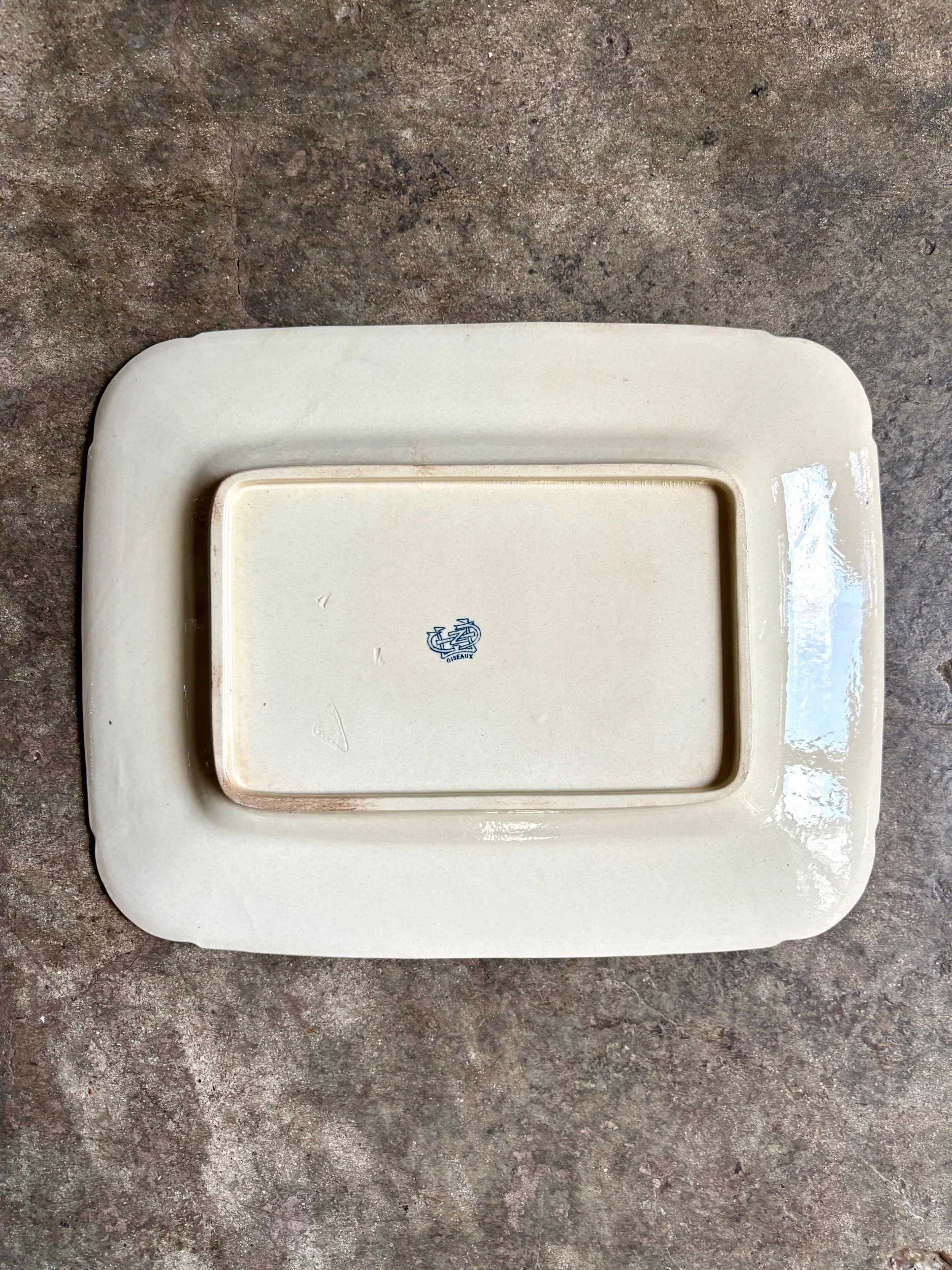 petit-plat-rectangulaire-gien-terre-fer-bleu-vaisselle-vintage-axs-design-paris-france