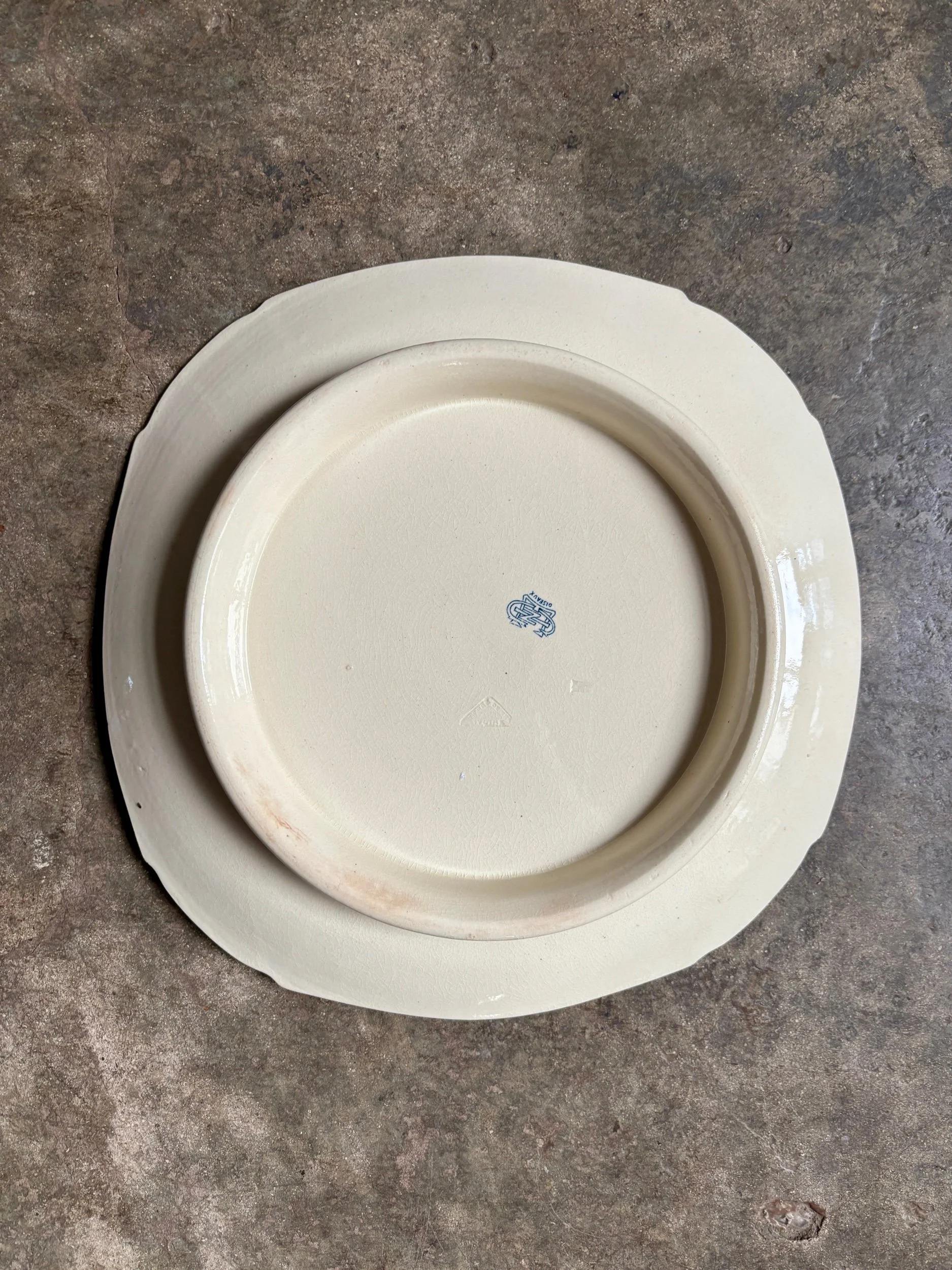 moyen-plat-carre-gien-piedouche-bleu-terre-fer-oiseaux-vaisselle-vintage-axs-design-paris-france