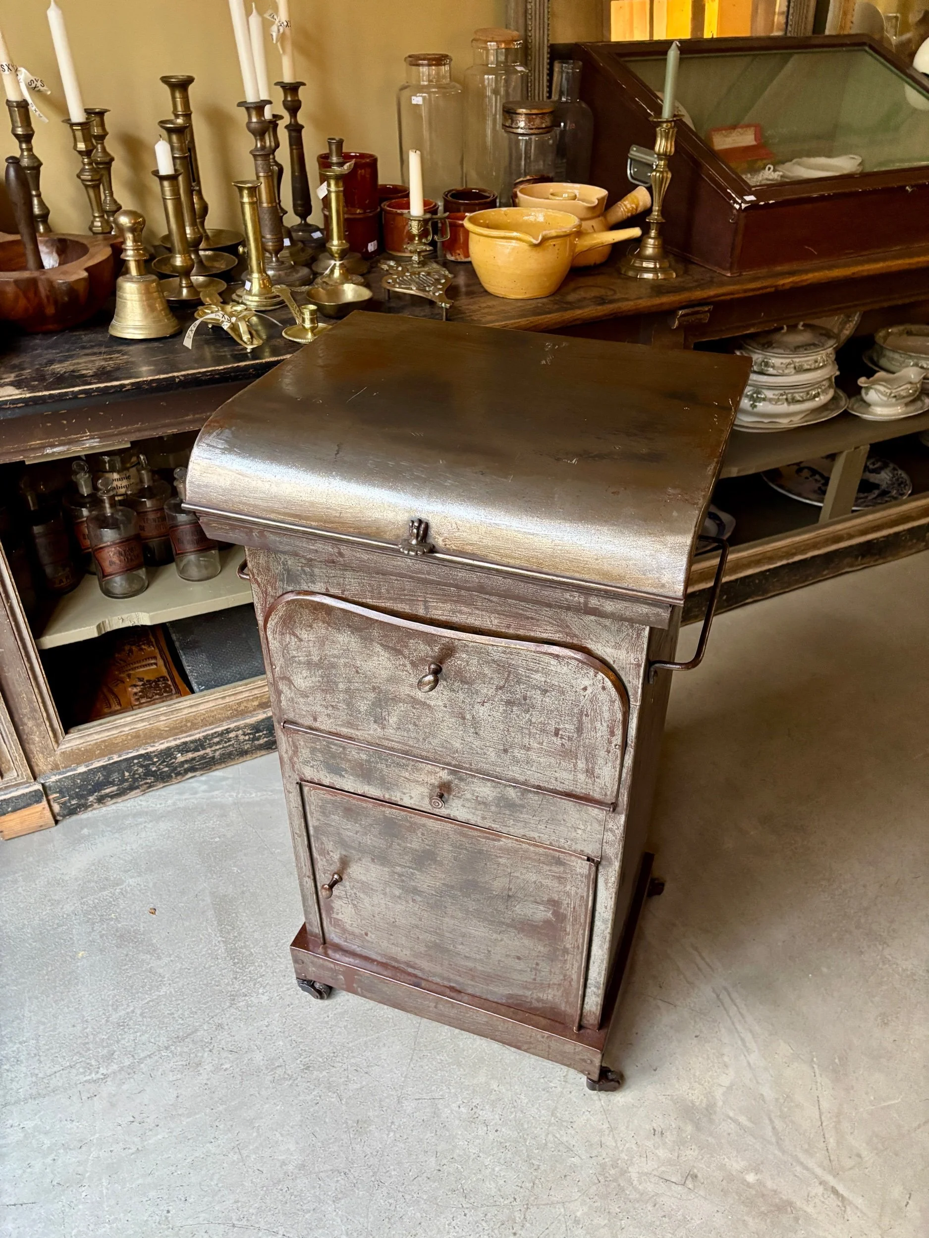 meuble-toilette-metal-napoleon-iii-vintage-axs-design-paris-france