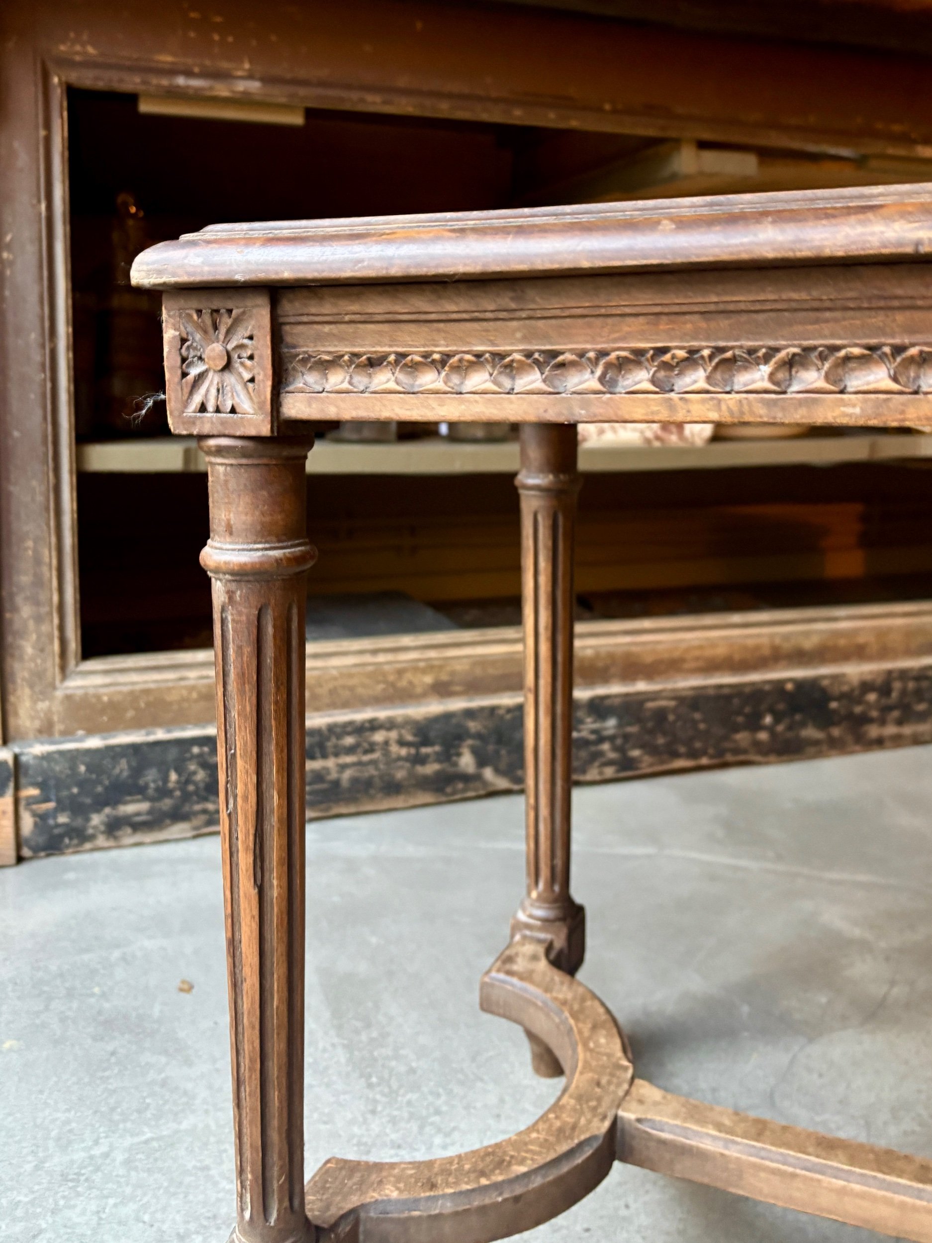 tabouret-banc-de-piano-bois-cisele-cannage-assise-vintage-axs-design-paris-france