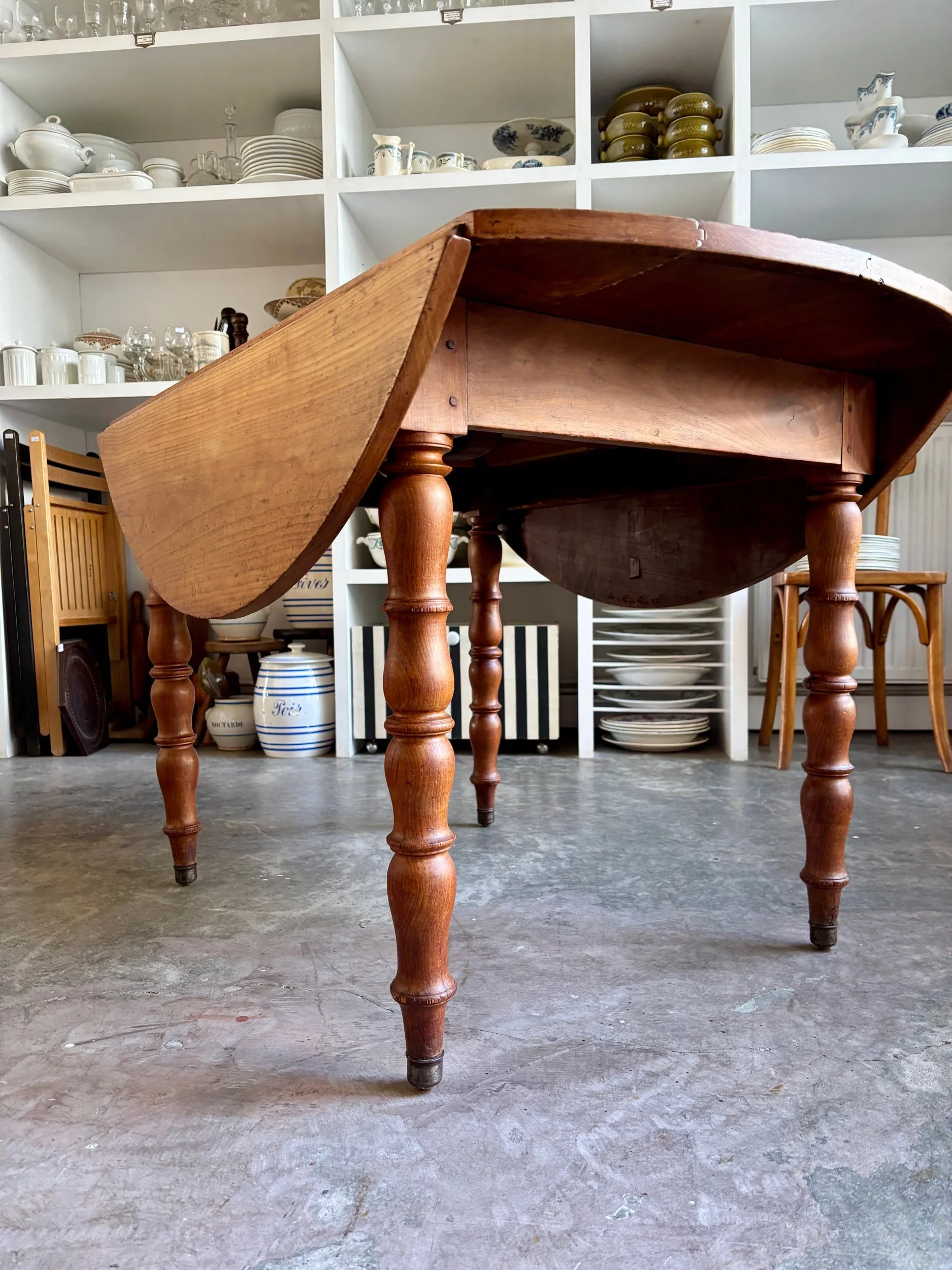 table-manger-ronde-bois-rabbatable-meuble-vintage-axs-design-paris-france