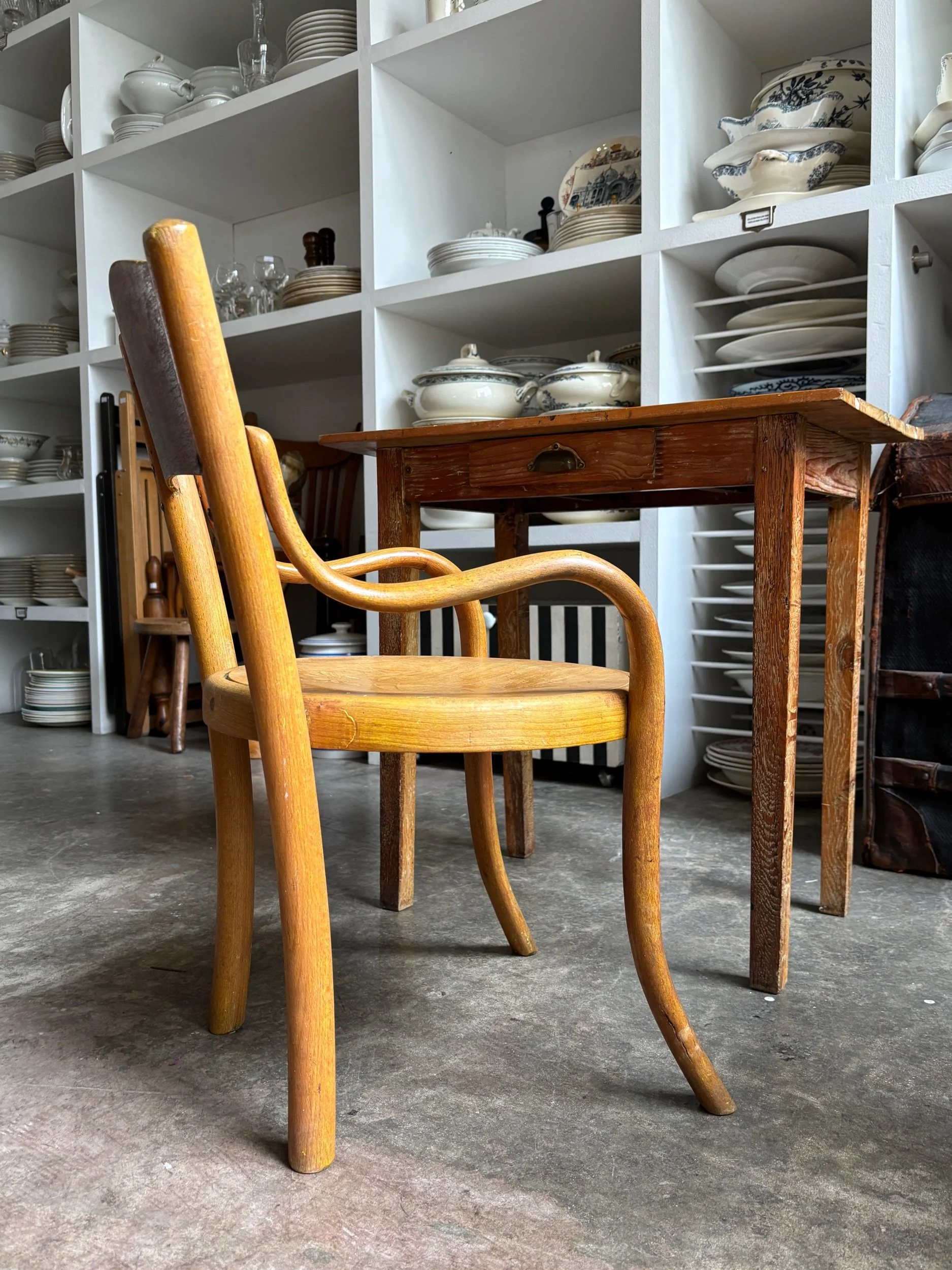 fauteuil-enfant-fischel-bois-cintre-bureau-meuble-vintage-axs-design-paris-france