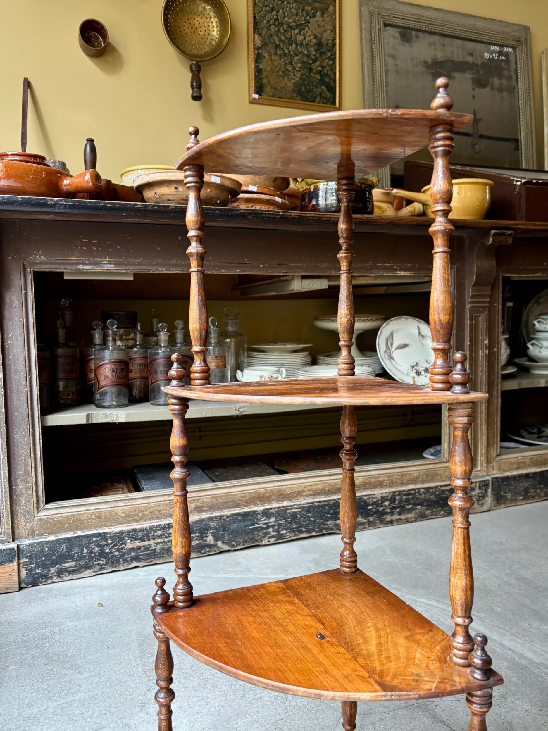 etagere-murale-coin-bois-fonce-meuble-vintage-axs-design-paris-france