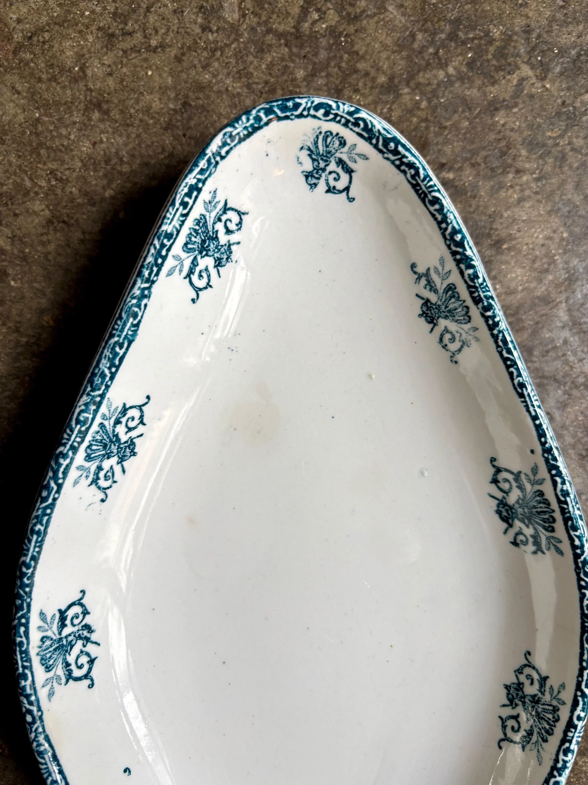 Ravier Léon Graves en terre de fer, service "Marie-Louise" n°1