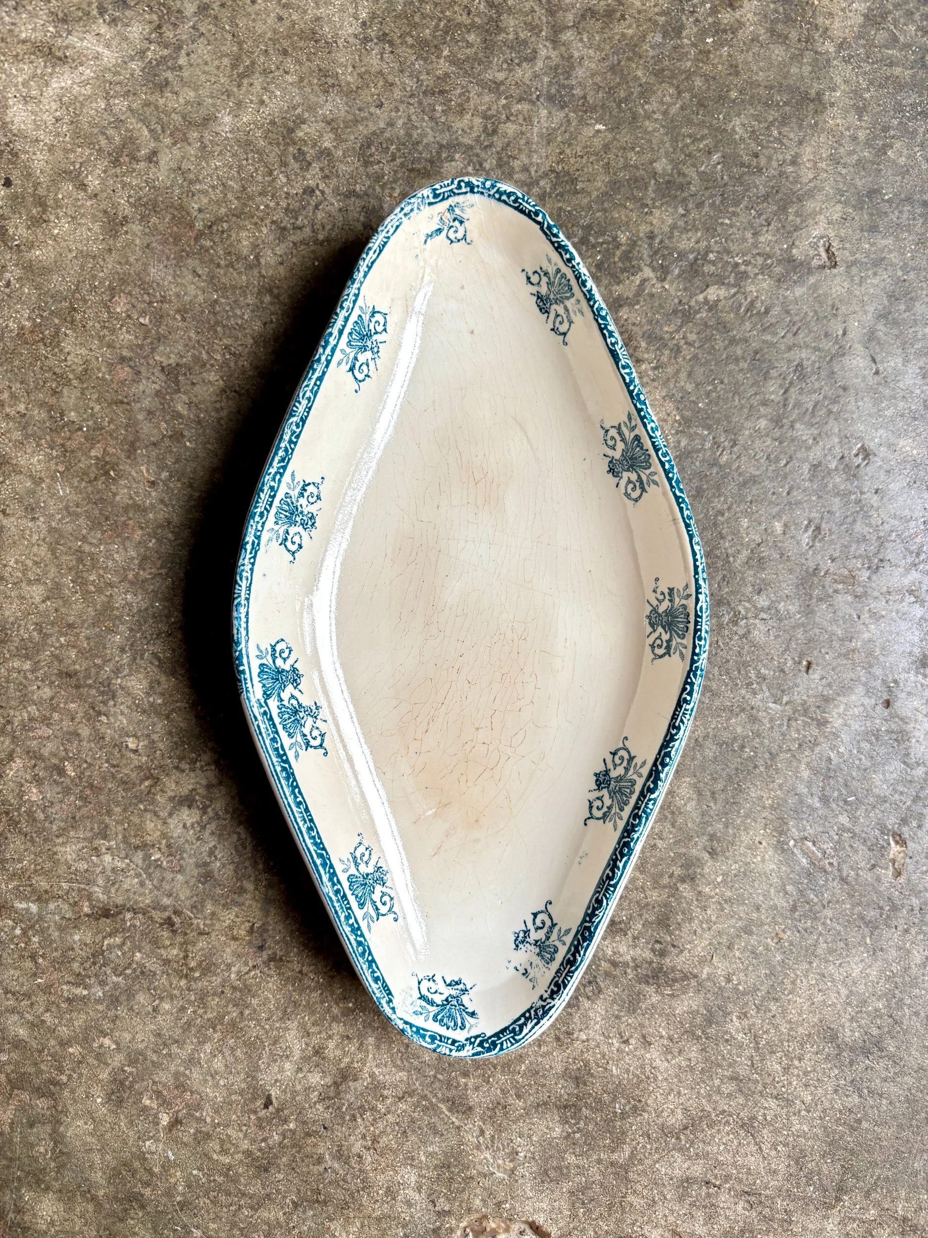 Ravier Léon Graves en terre de fer, service "Marie-Louise" n°2