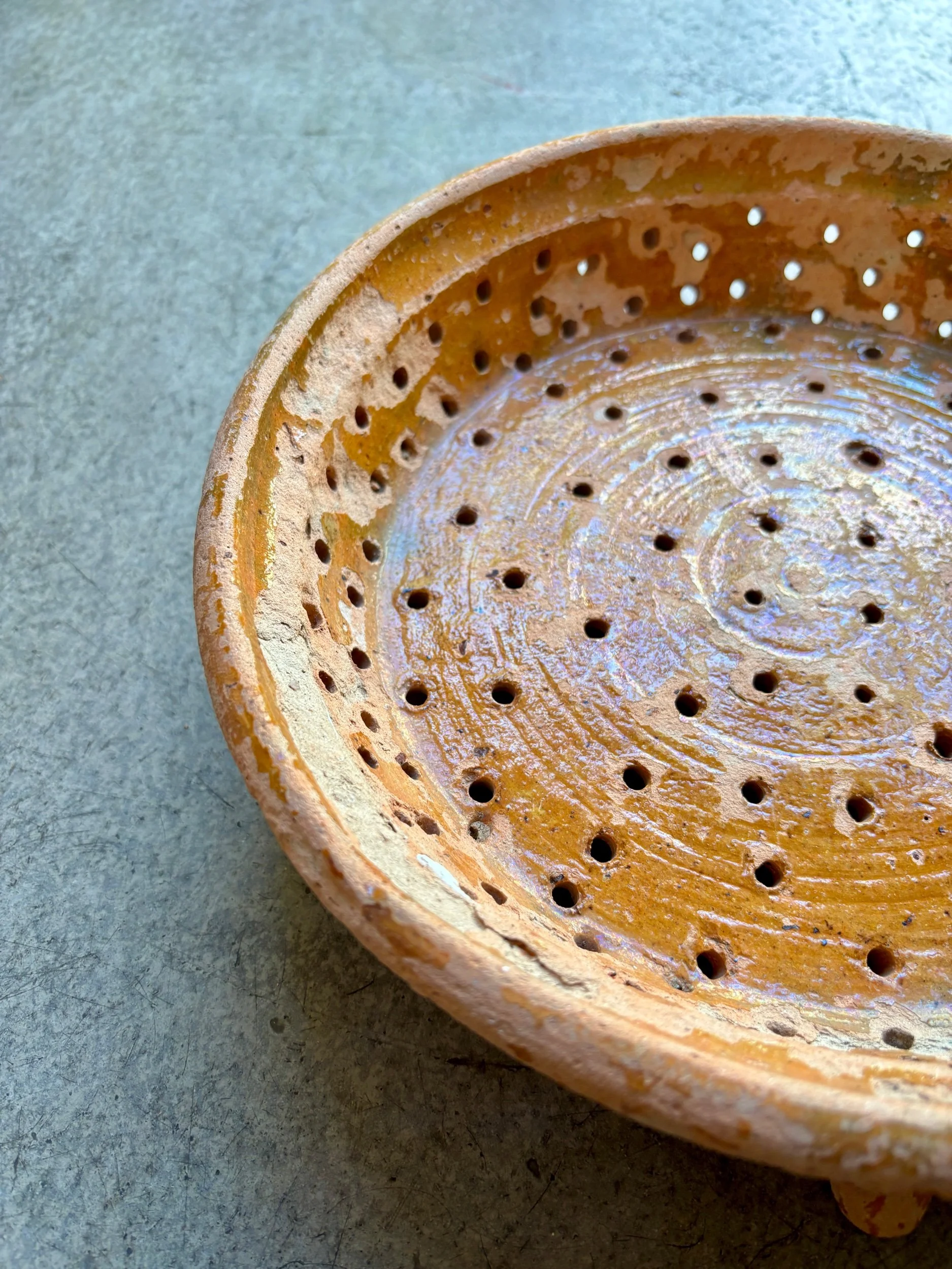 passoire-terre-cuite-ceramique-vintage-axs-design-paris-france-3