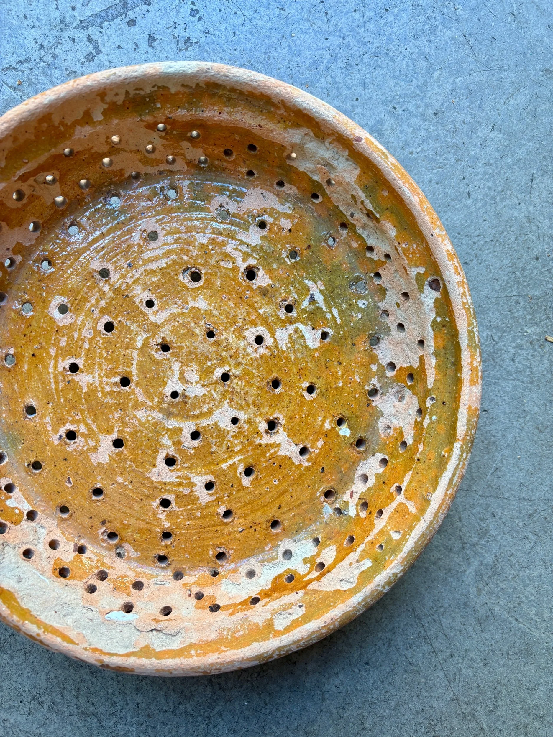 passoire-terre-cuite-ceramique-vintage-axs-design-paris-france-3