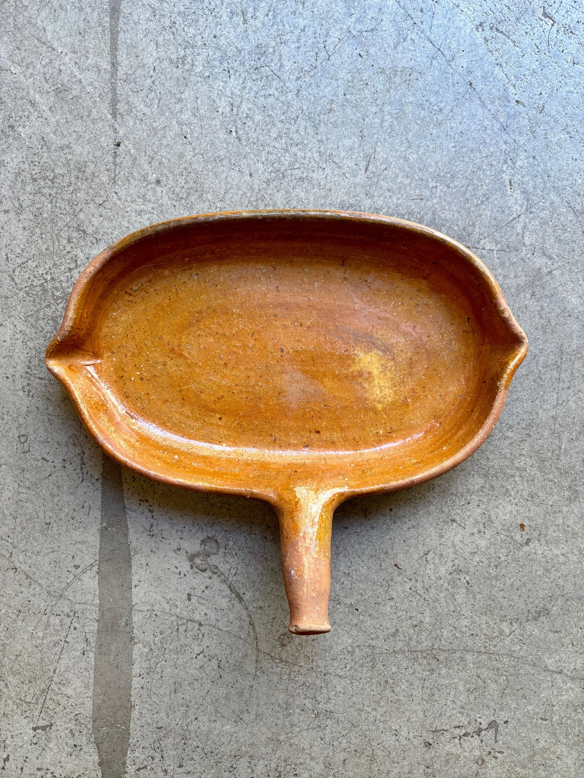 leche-frite-plat-terre-cuite-ceramique-vintage-axs-design-paris-france-2