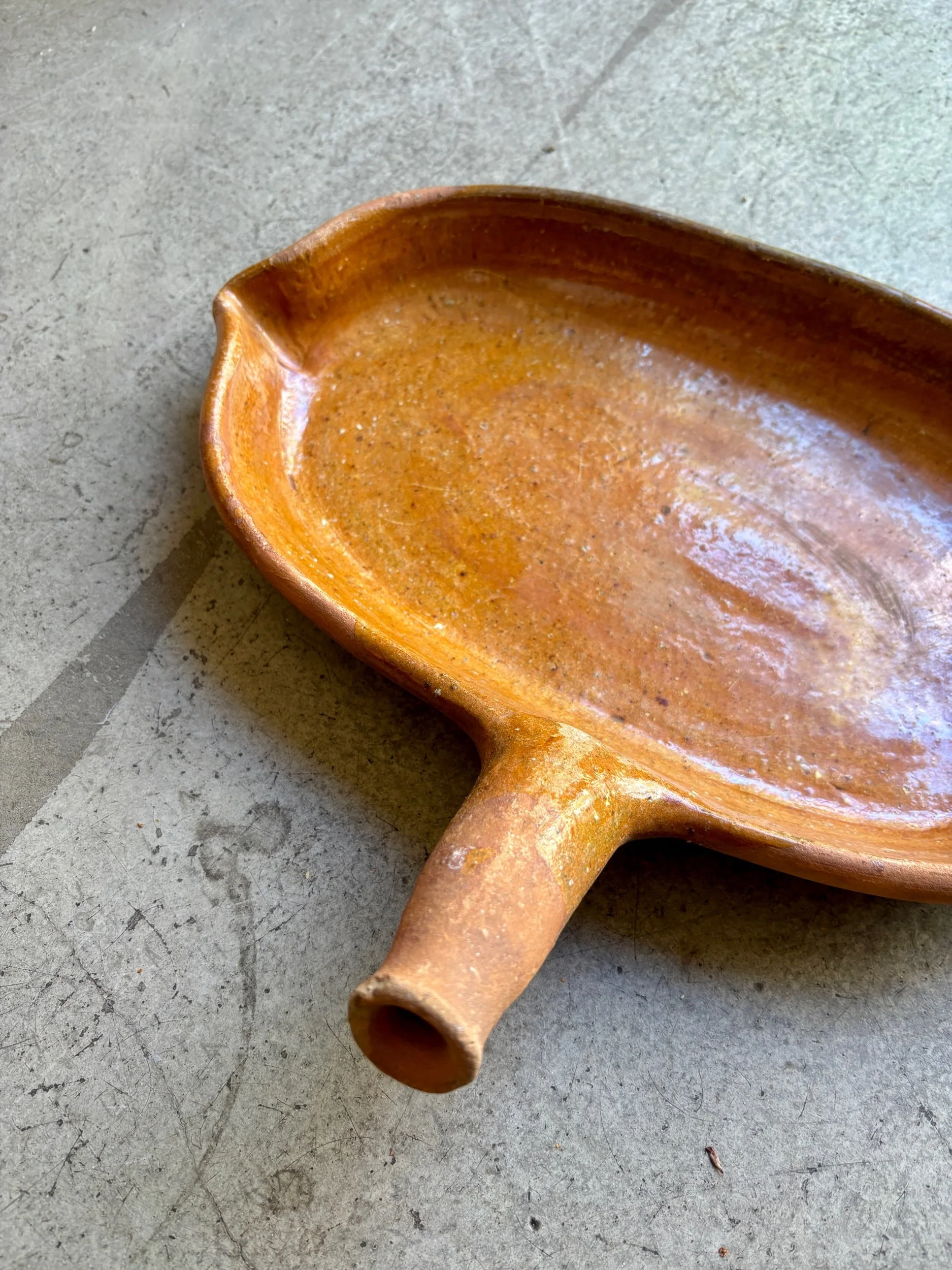 leche-frite-plat-terre-cuite-ceramique-vintage-axs-design-paris-france-2