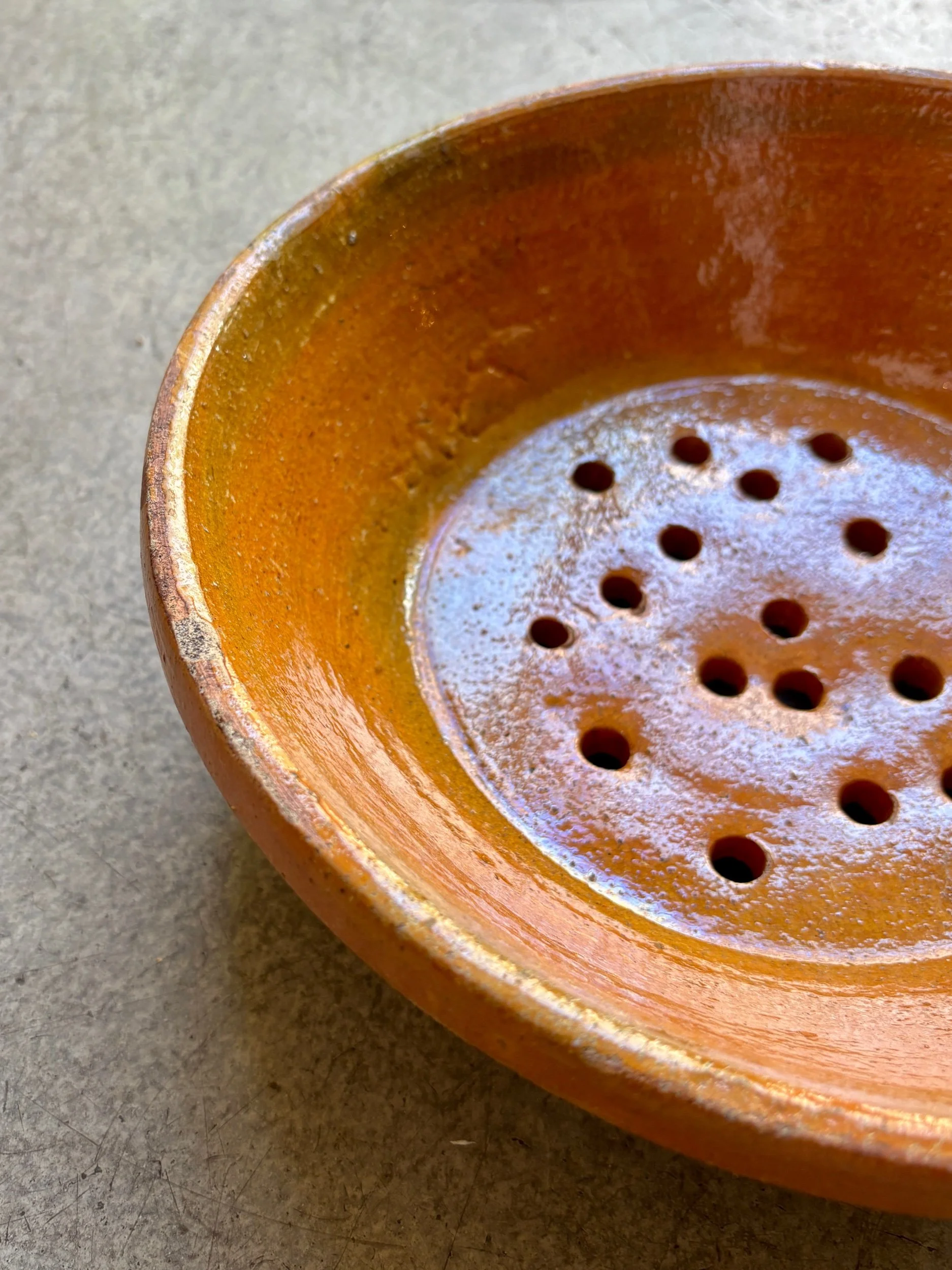 passoire-terre-cuite-ceramique-vintage-axs-design-paris-france-5