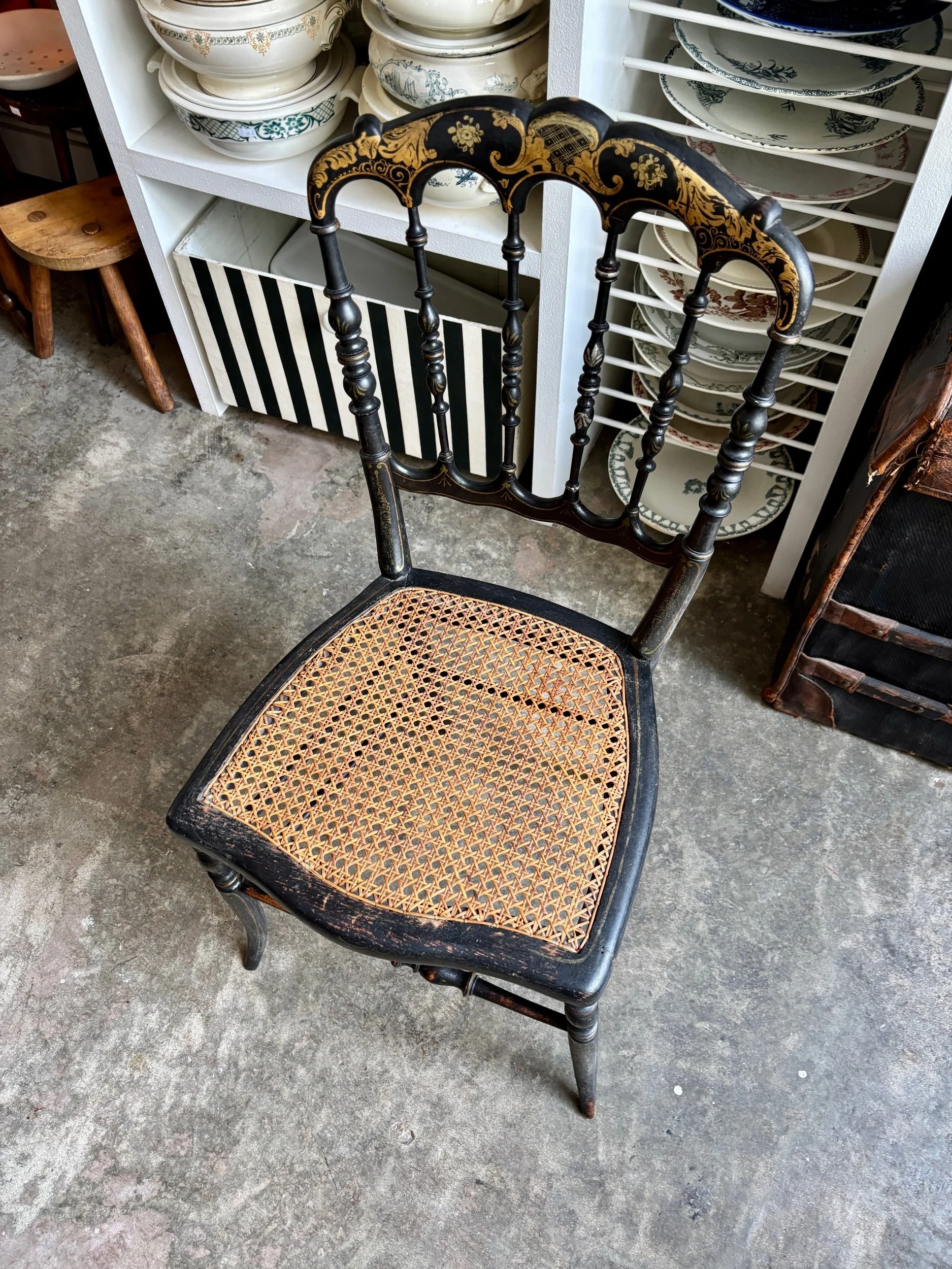 chaise-napoleon-iii-bois-noir-dore-cannage-assise-vintage-axs-design-paris-france