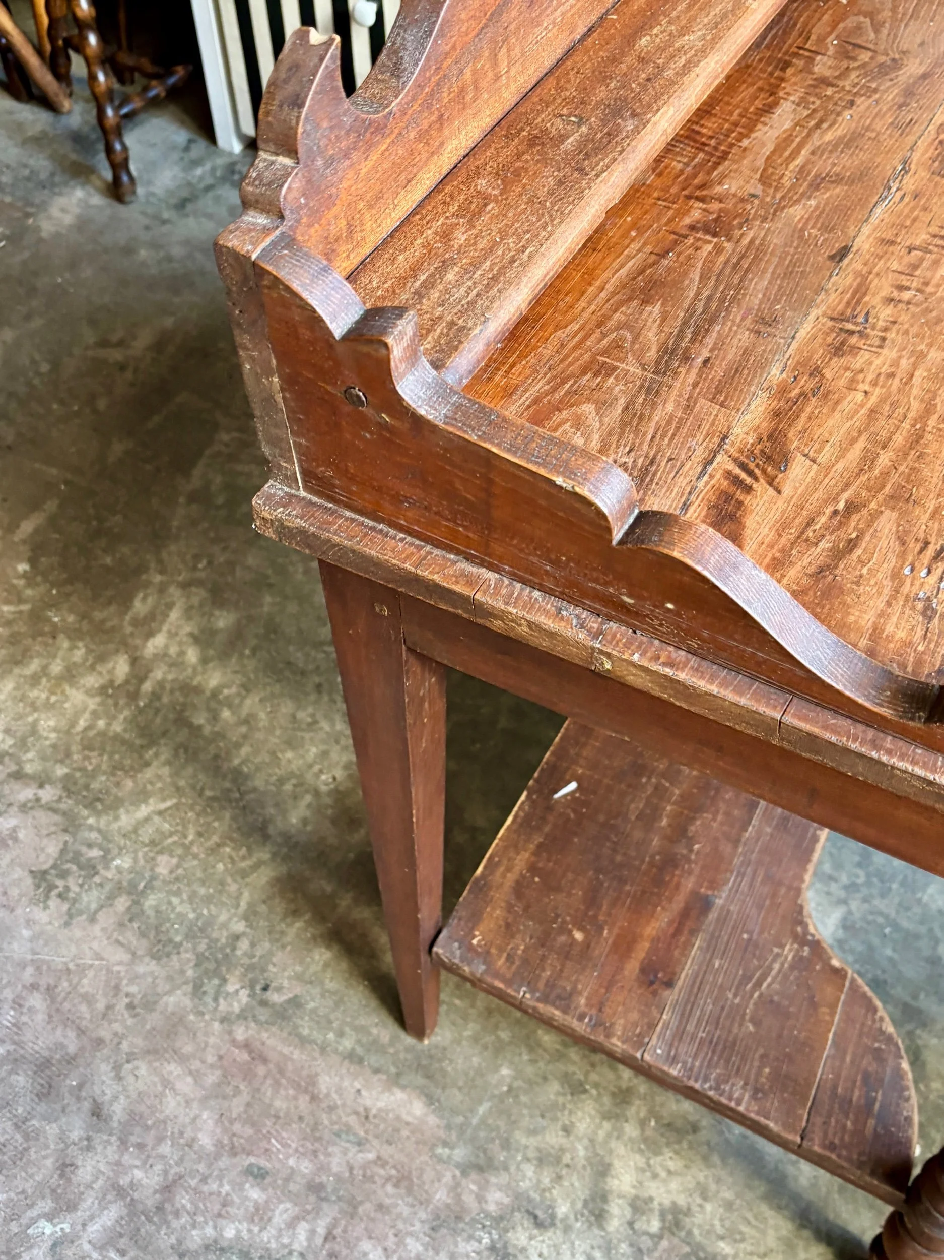 coiffeuse-meuble-toilette-bois-fonce-table-appoint-vintage-axs-design-paris-france