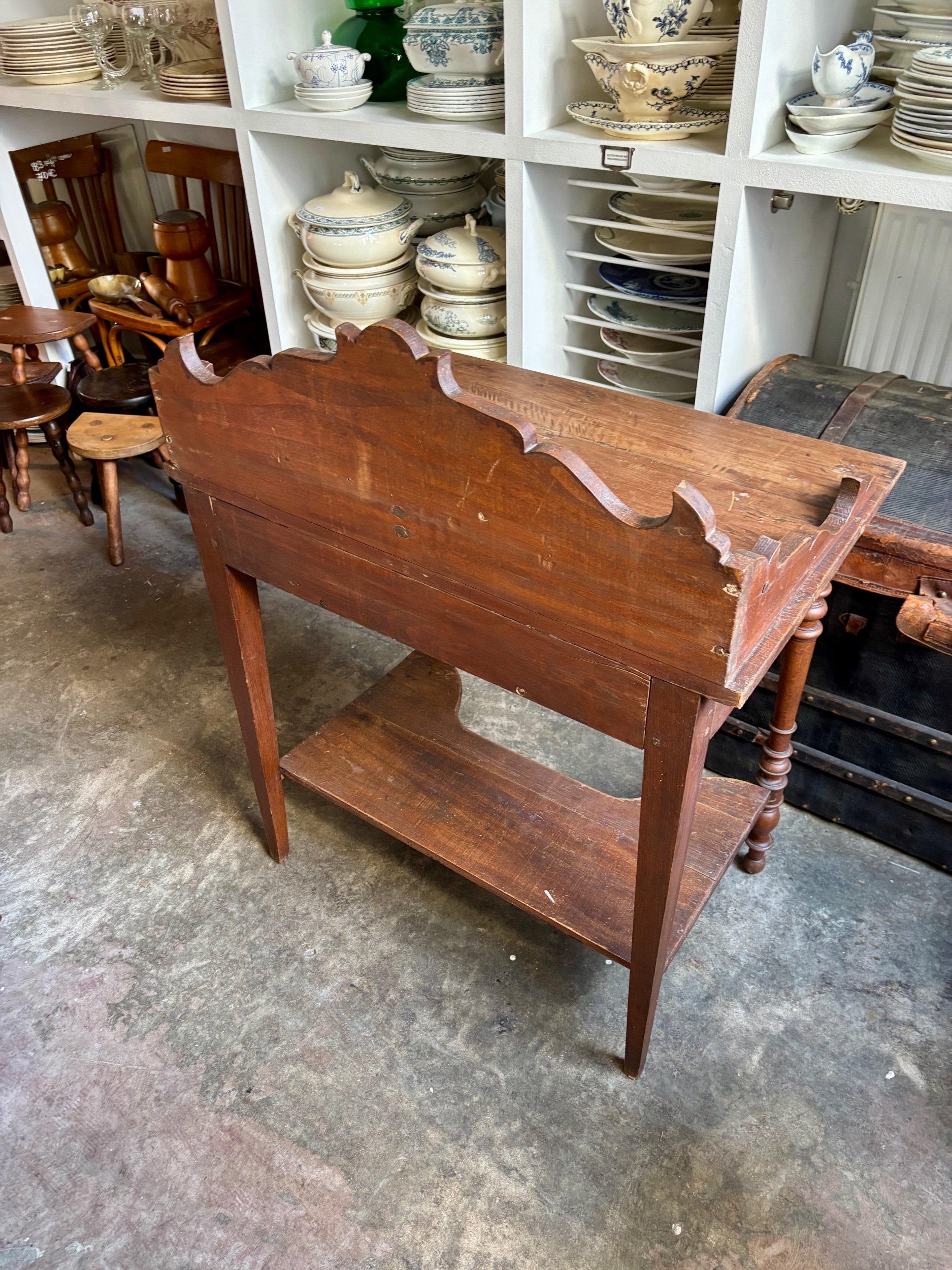 coiffeuse-meuble-toilette-bois-fonce-table-appoint-vintage-axs-design-paris-france