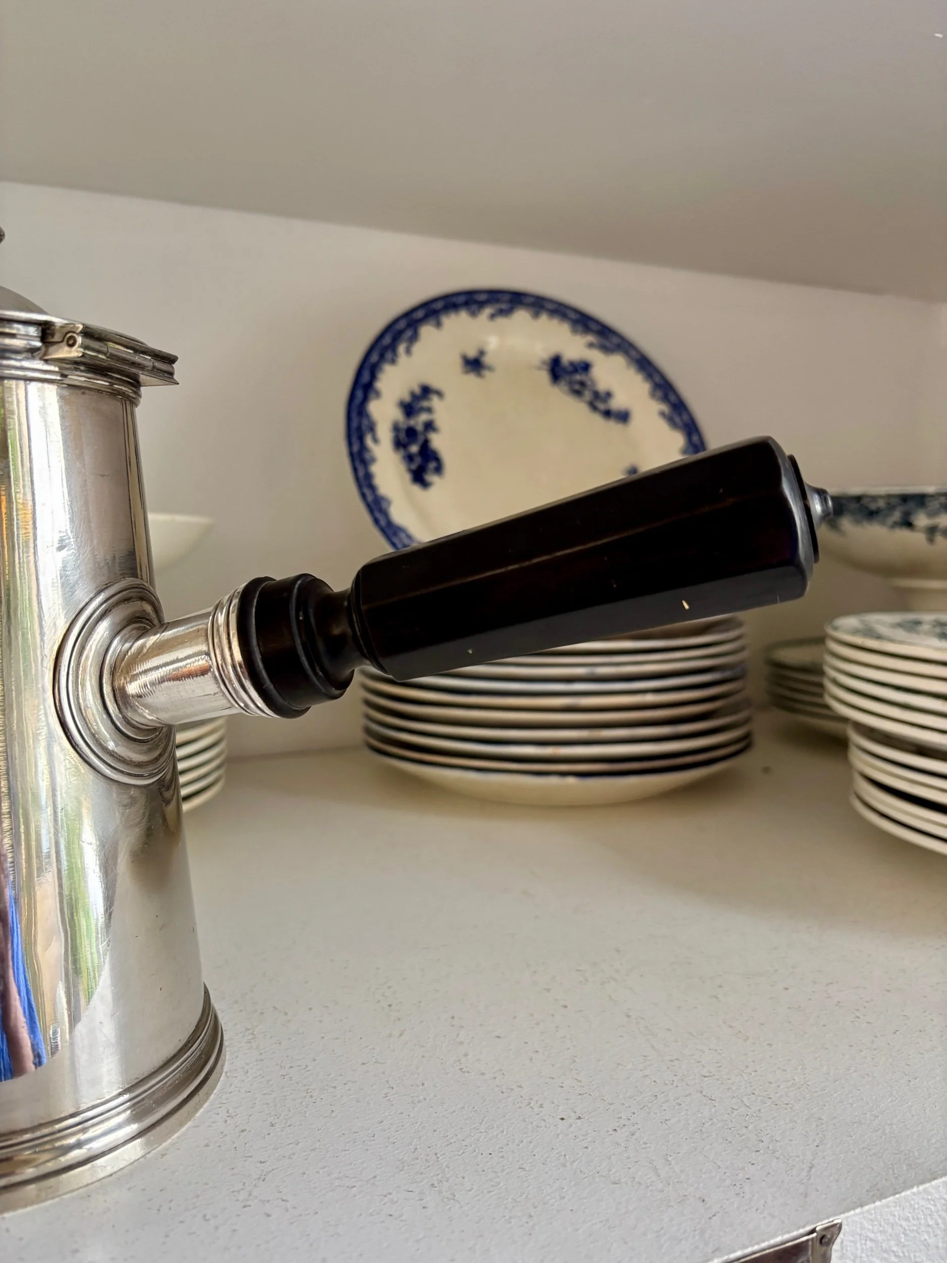 chocolatière-cafetière-theiere-christofle-metal-argent-bois-vaisselle-vintage-axs-design-paris-france