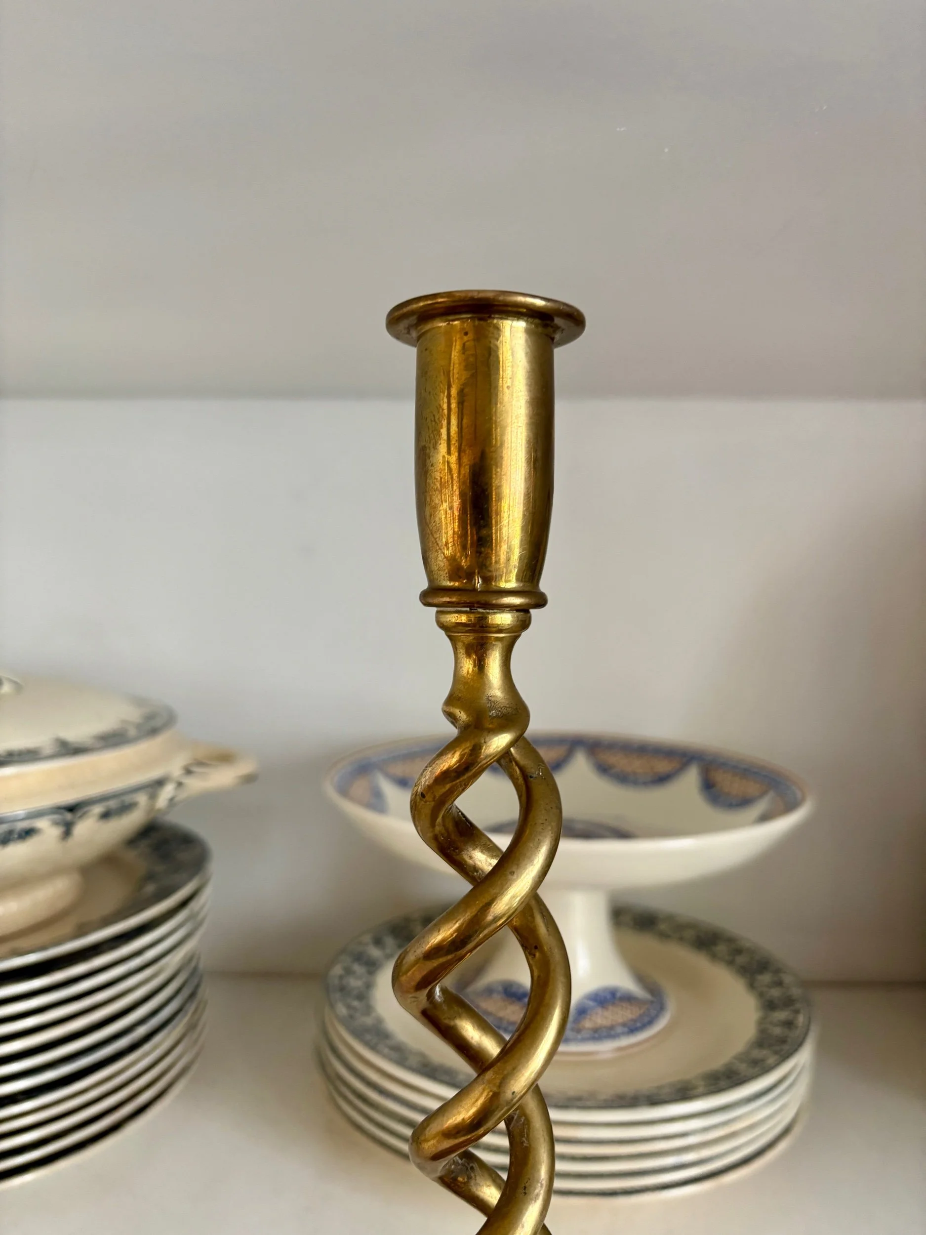 bougeoirs-laiton-dore-torsade-decoration-vintage-axs-design-paris-france
