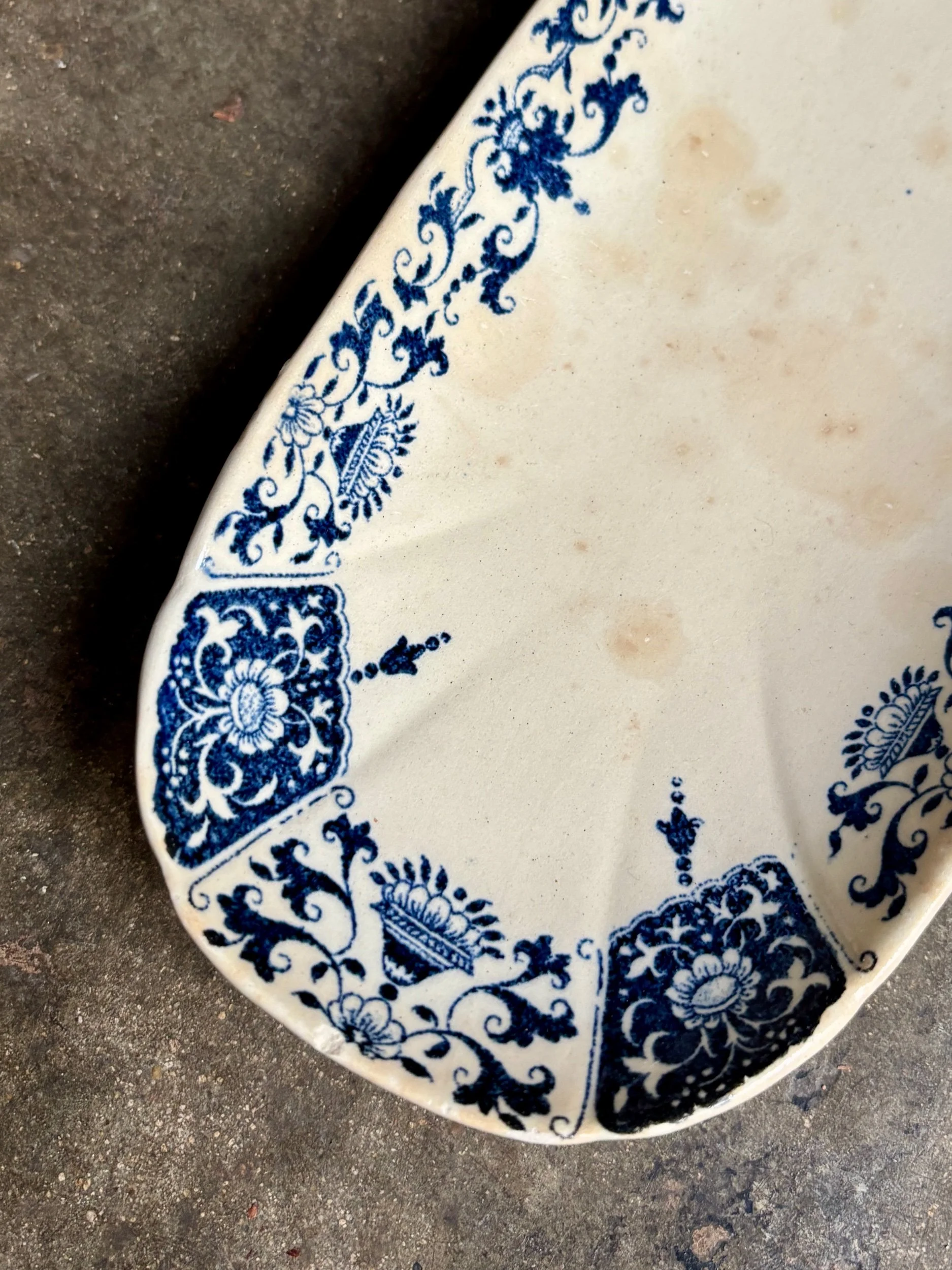 ravier-gien-ibis-bleu-terre-de-fer-vaisselle-vintage-axs-design-paris-france