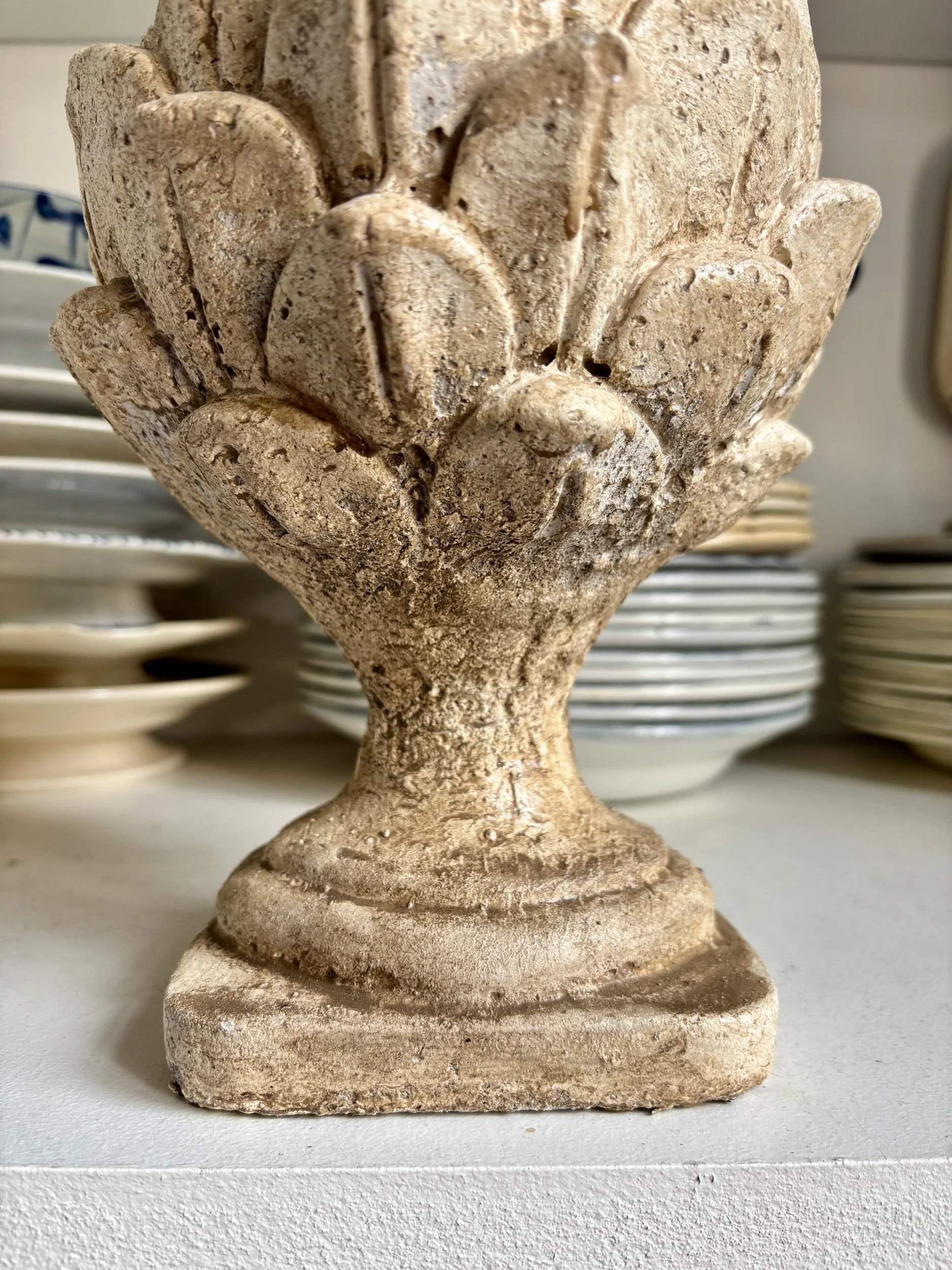 artichaut-ornement-beton-jardin-hiver-decoration-axs-design-paris-france