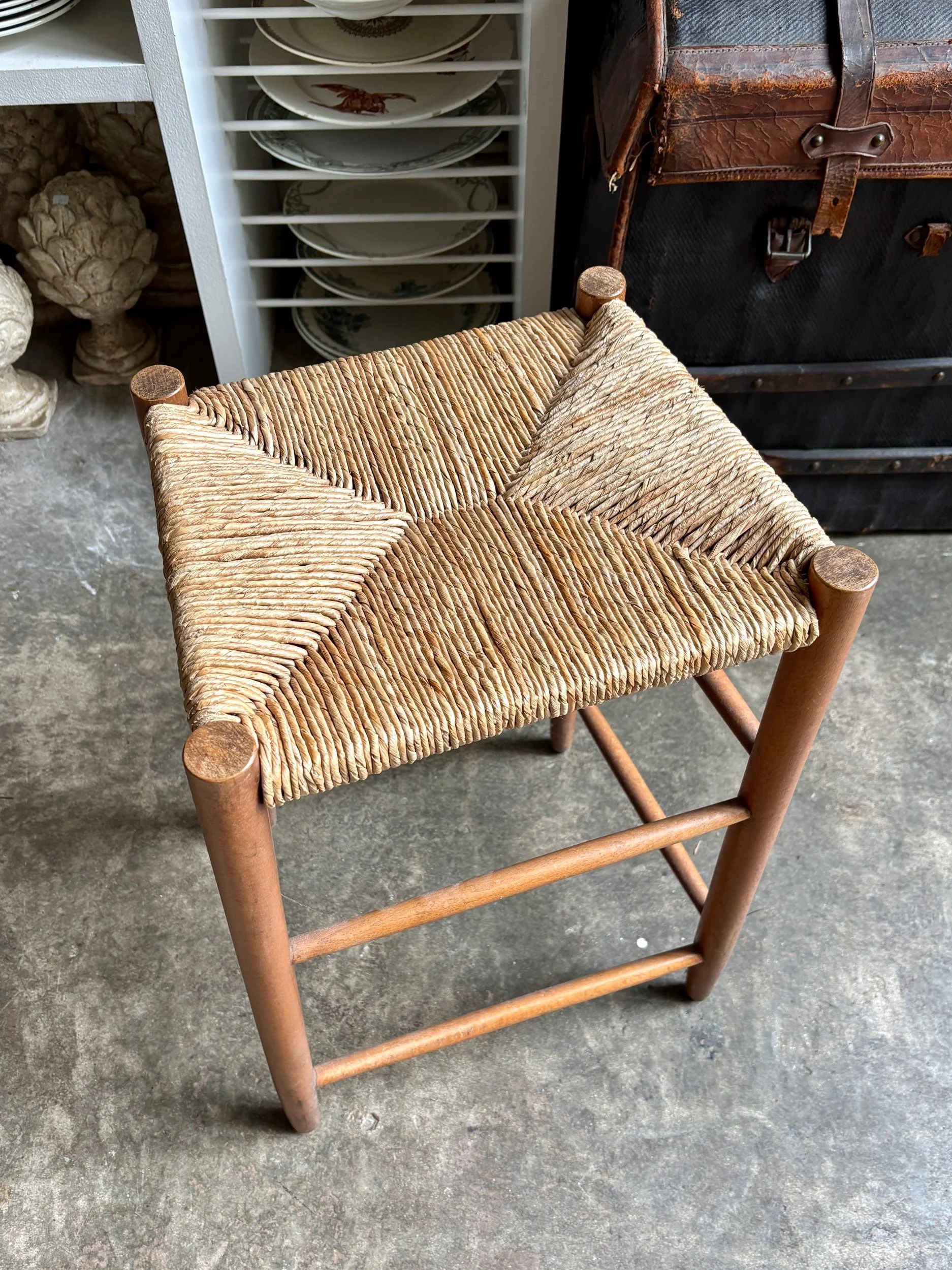tabouret-haut-paille-bois-tressee-assise-vintage-axs-design-paris-france