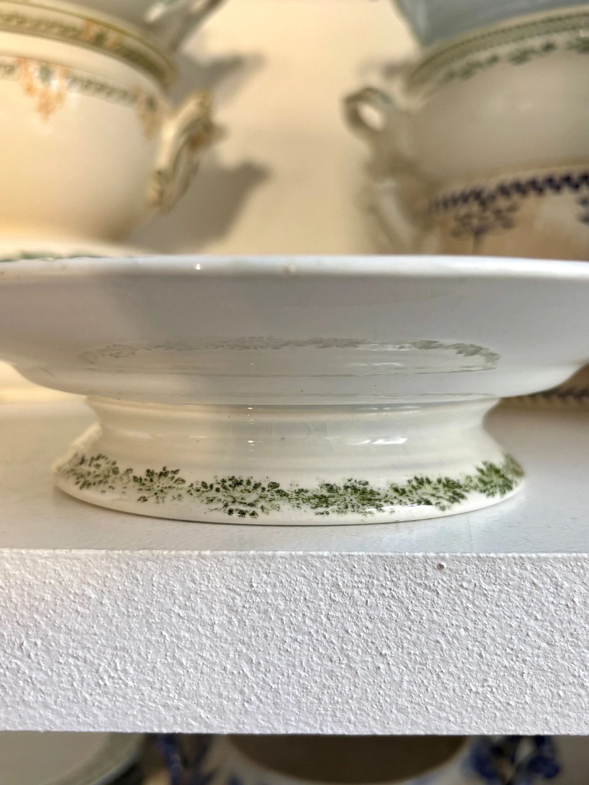 assiette-gateau-terre-de-fer-creil-montereau-compiegne-vaisselle-vintage-axs-design-paris-france