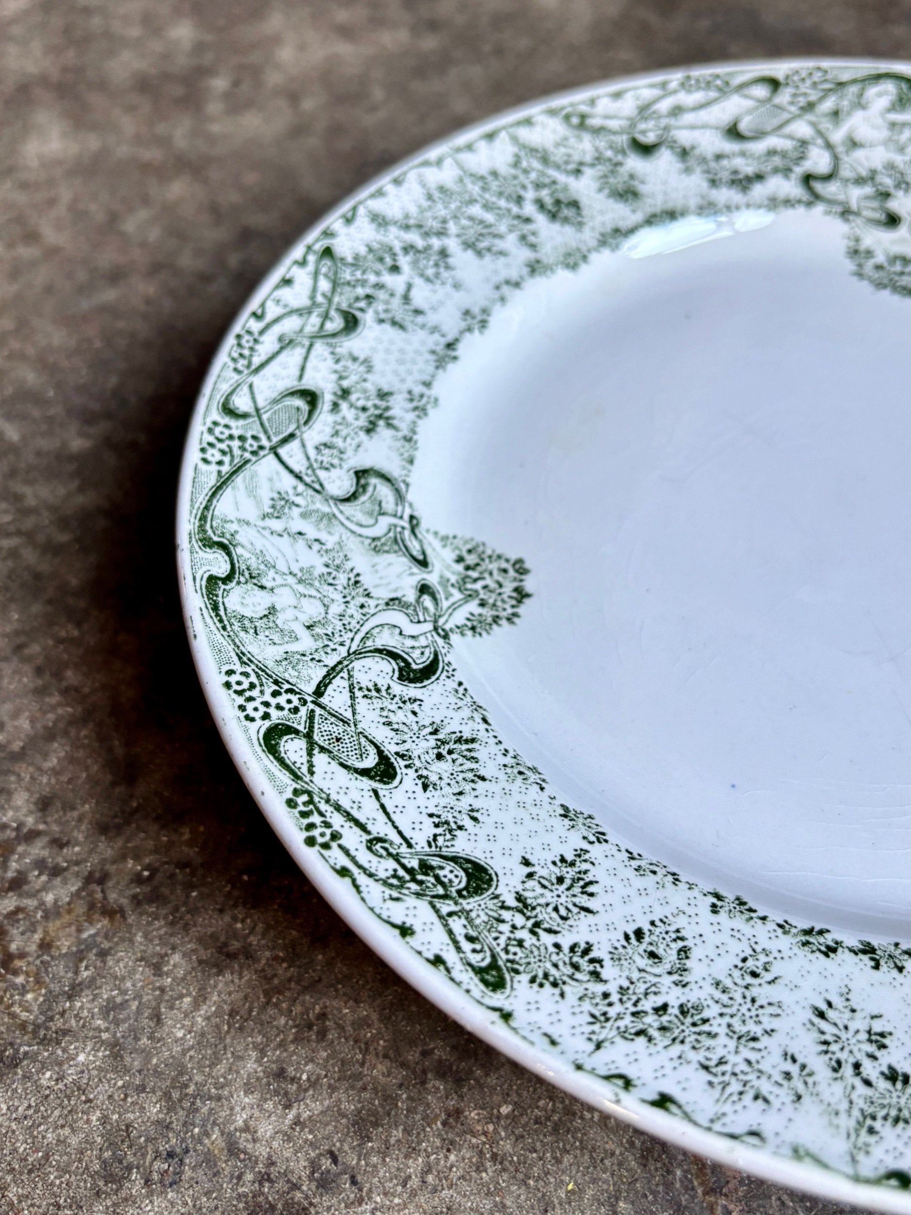 assiette-gateau-terre-de-fer-creil-montereau-compiegne-vaisselle-vintage-axs-design-paris-france