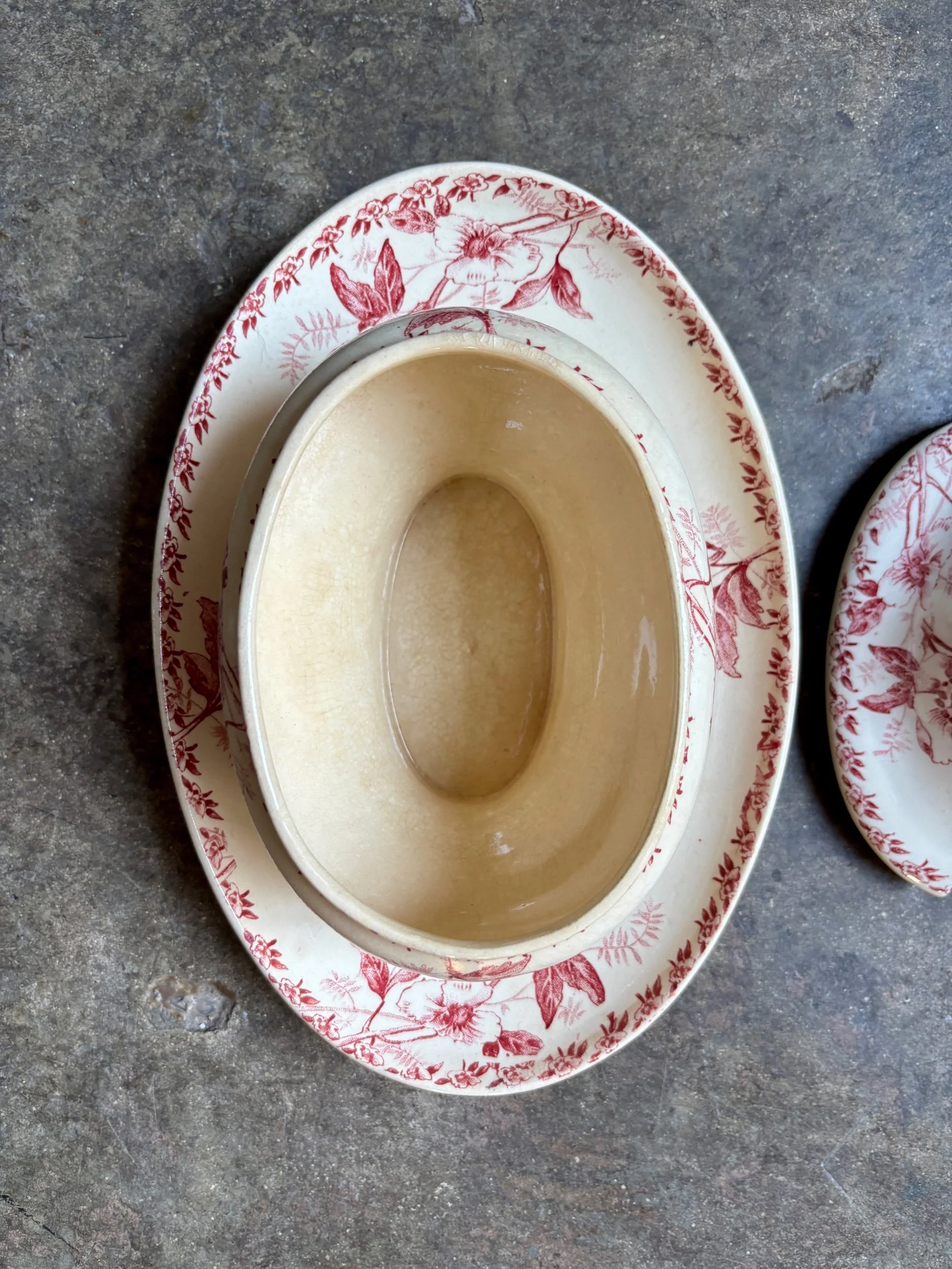 sauciere-terre-de-fer-rose-gien-roses-de-noel-vaisselle-vintage-axs-design-paris-france