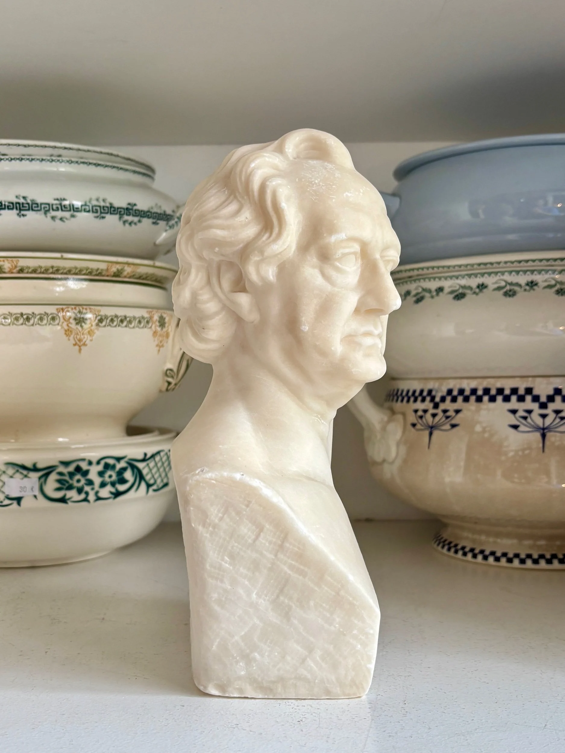 buste-albatre-johan-wolfgang-von-goethe-art-decoration-vintage-axs-design-paris-france