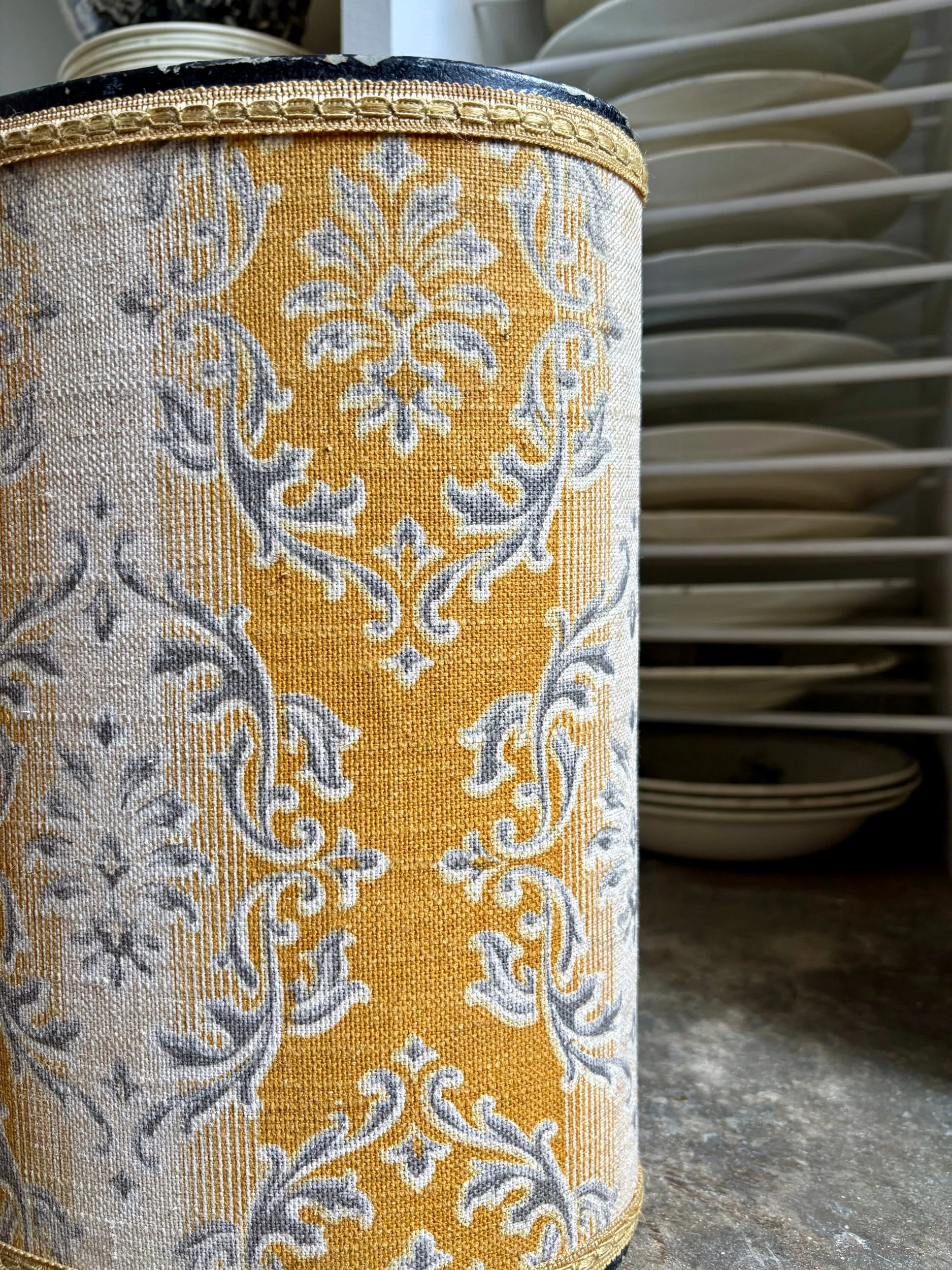 corbeille-papier-ovale-coton-ocre-gris-rangement-decoration-vintage-axs-design-paris-france
