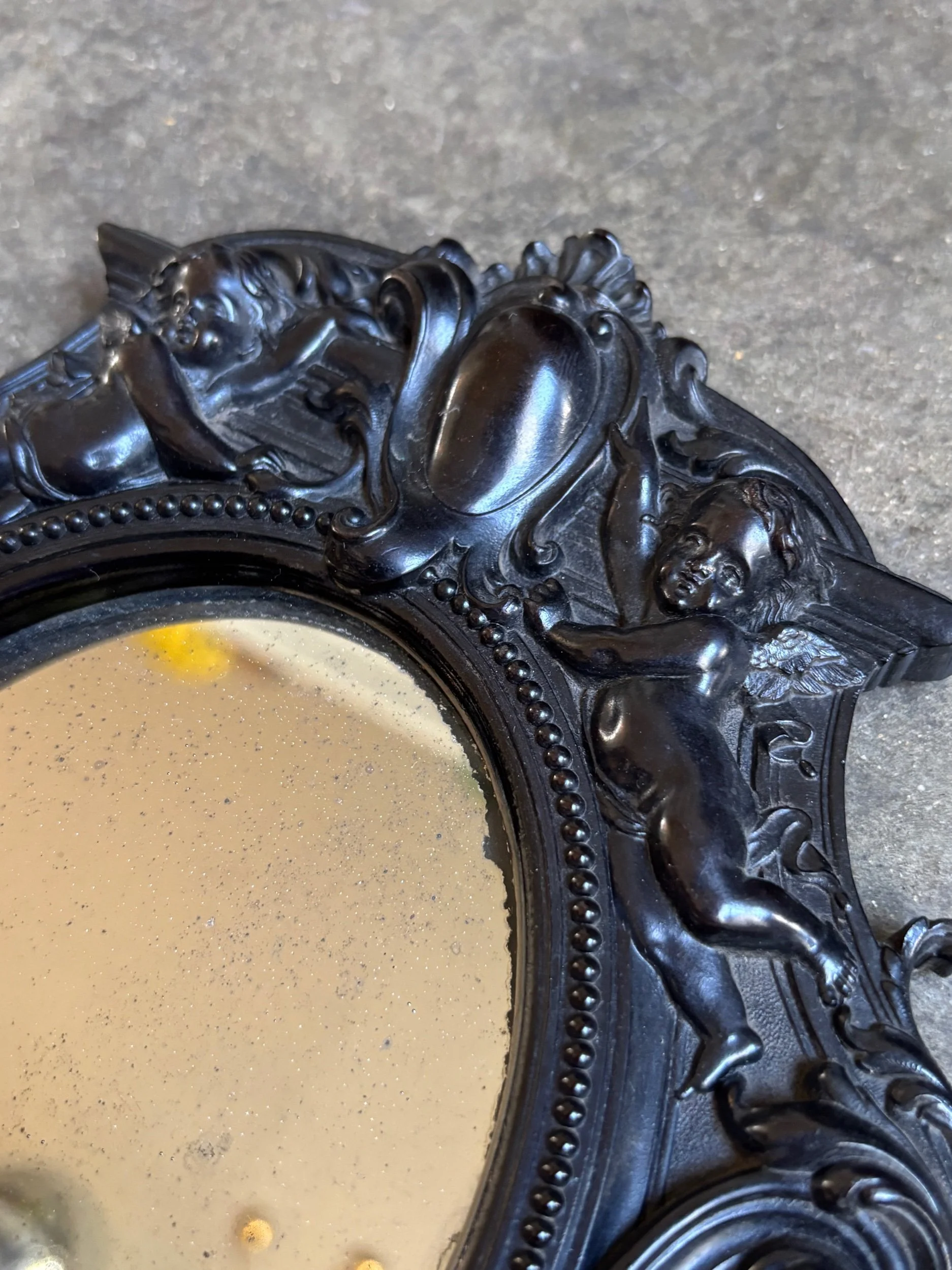miroir-napoleon-iii-gutta-percha-noir-decoration-antique-vintage-axs-design-paris-france