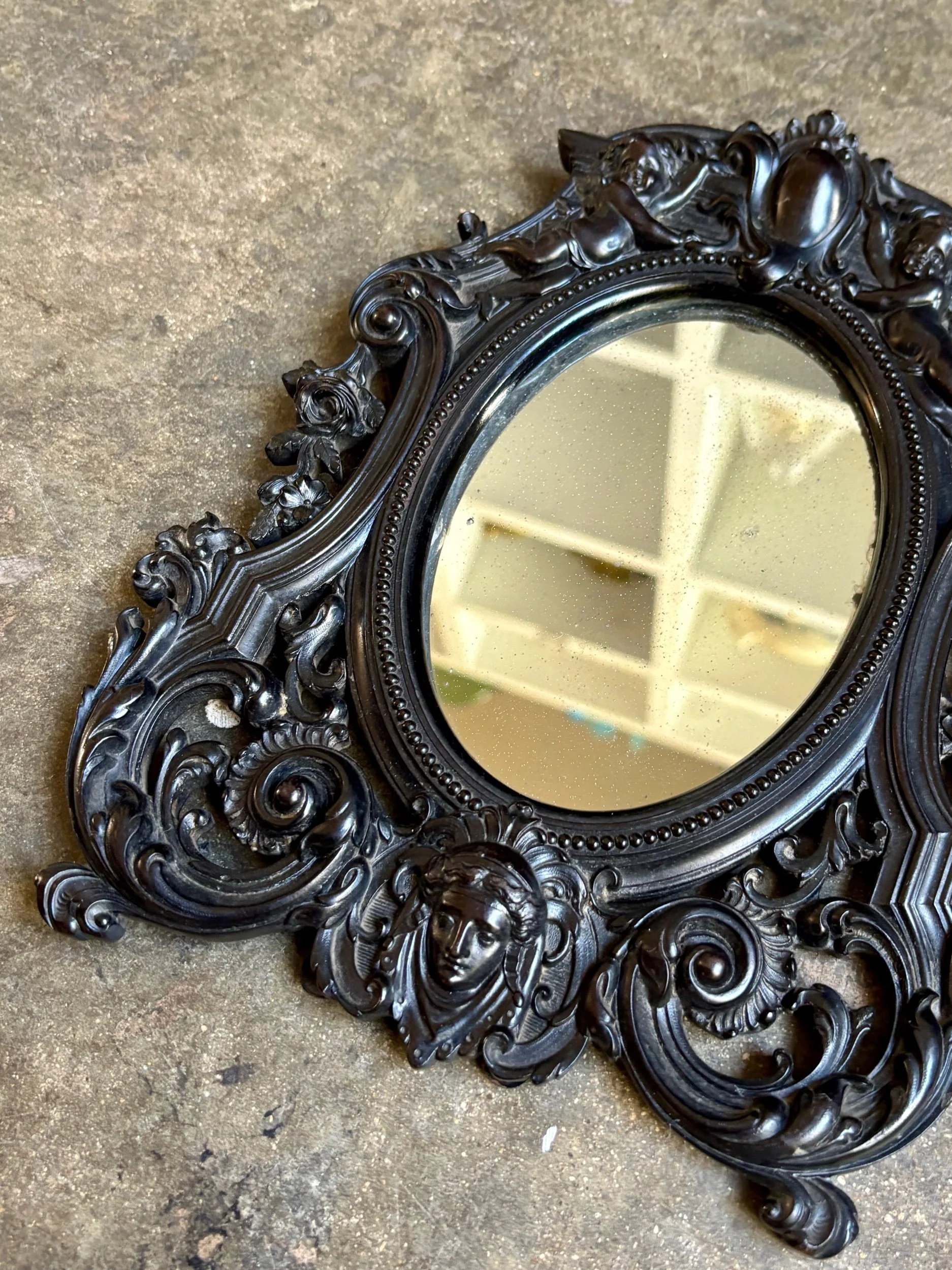 miroir-napoleon-iii-gutta-percha-noir-decoration-antique-vintage-axs-design-paris-france