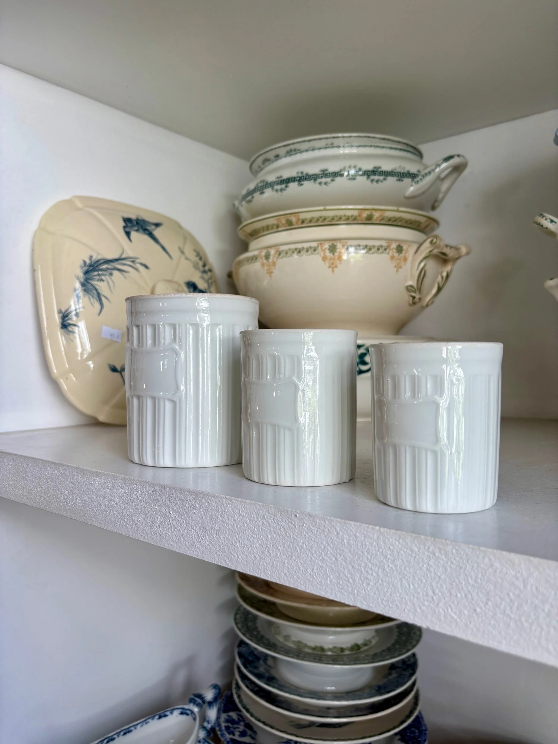 pots-porcelaine-blanc-limoges-decoration-vintage-axs-design-paris-france