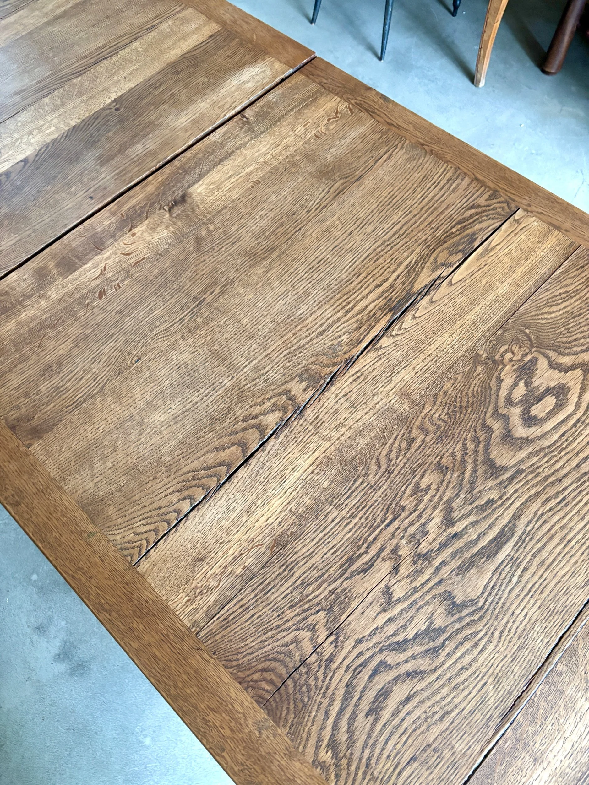 table-drapier-bois-massif-meuble-vintage-axs-design-paris-france