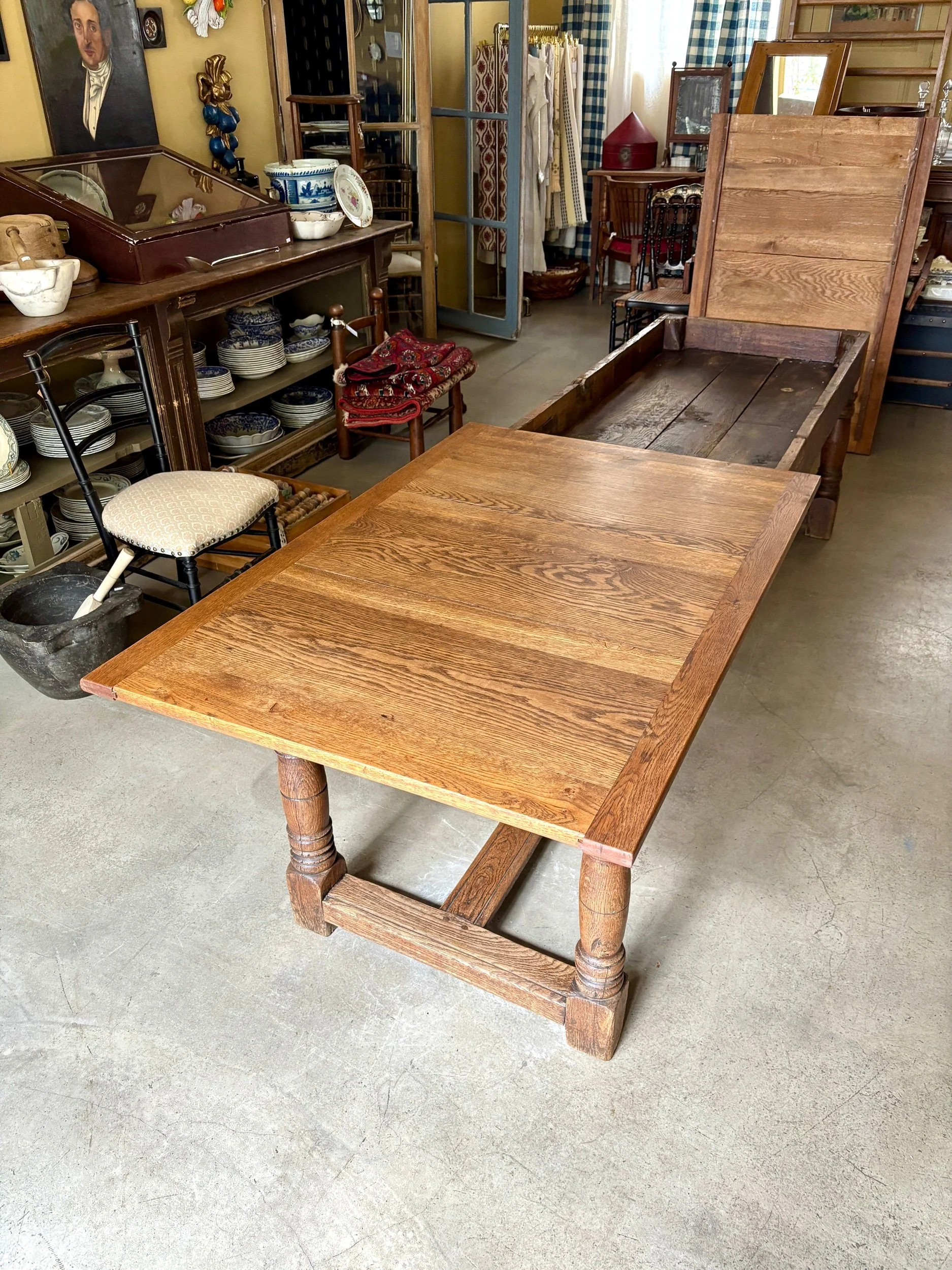 table-drapier-bois-massif-meuble-vintage-axs-design-paris-france
