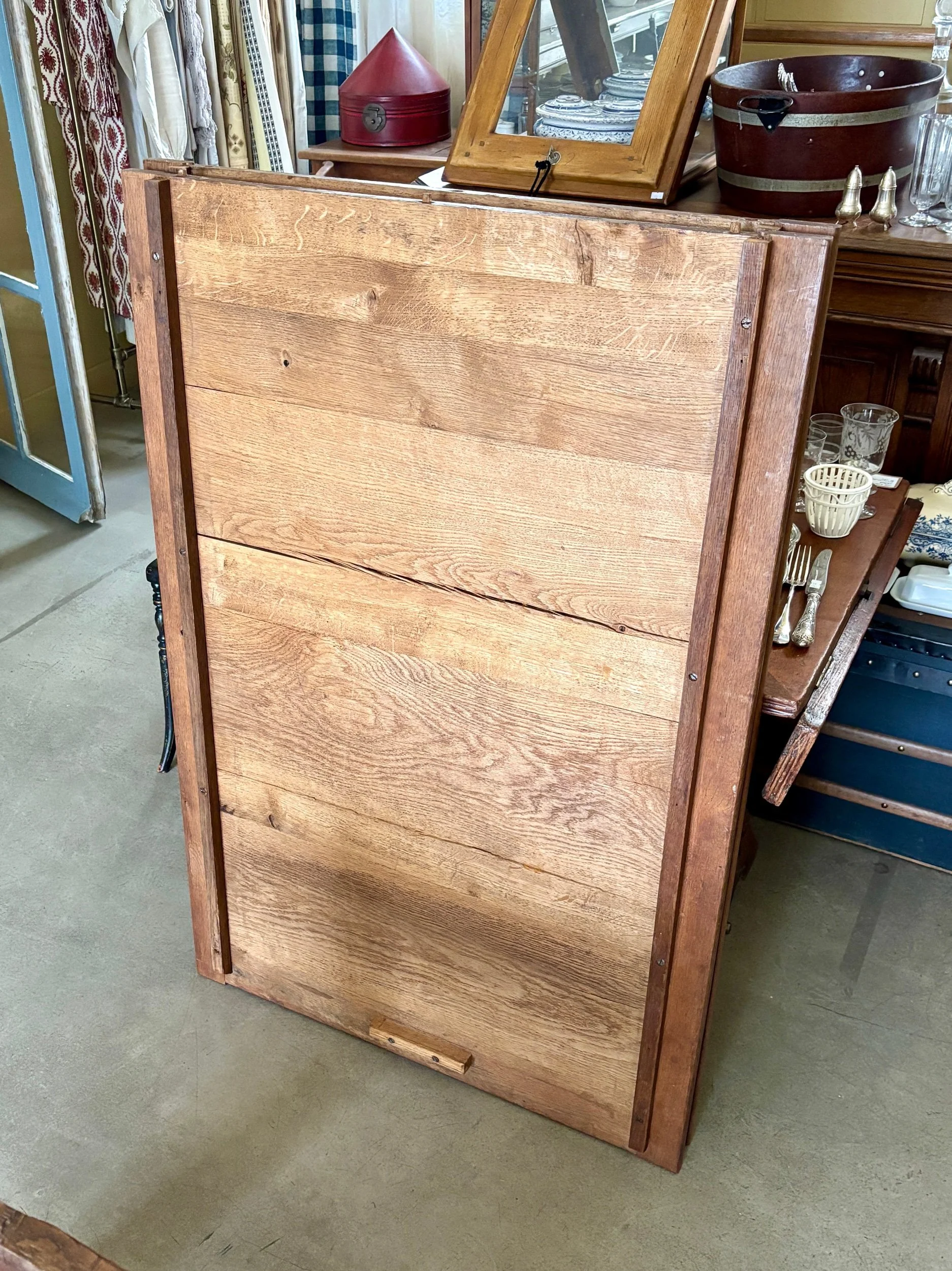 table-drapier-bois-massif-meuble-vintage-axs-design-paris-france