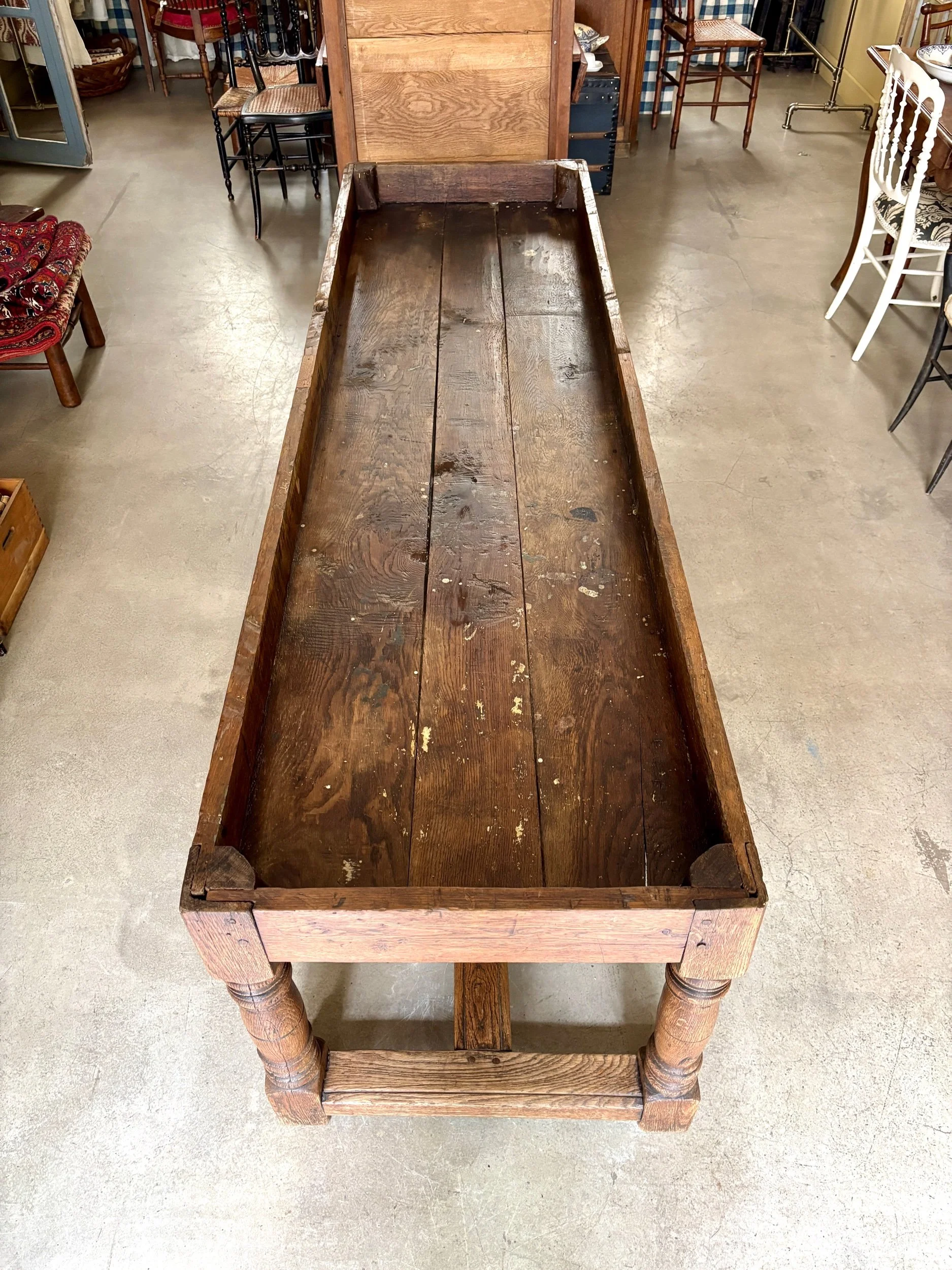 table-drapier-bois-massif-meuble-vintage-axs-design-paris-france
