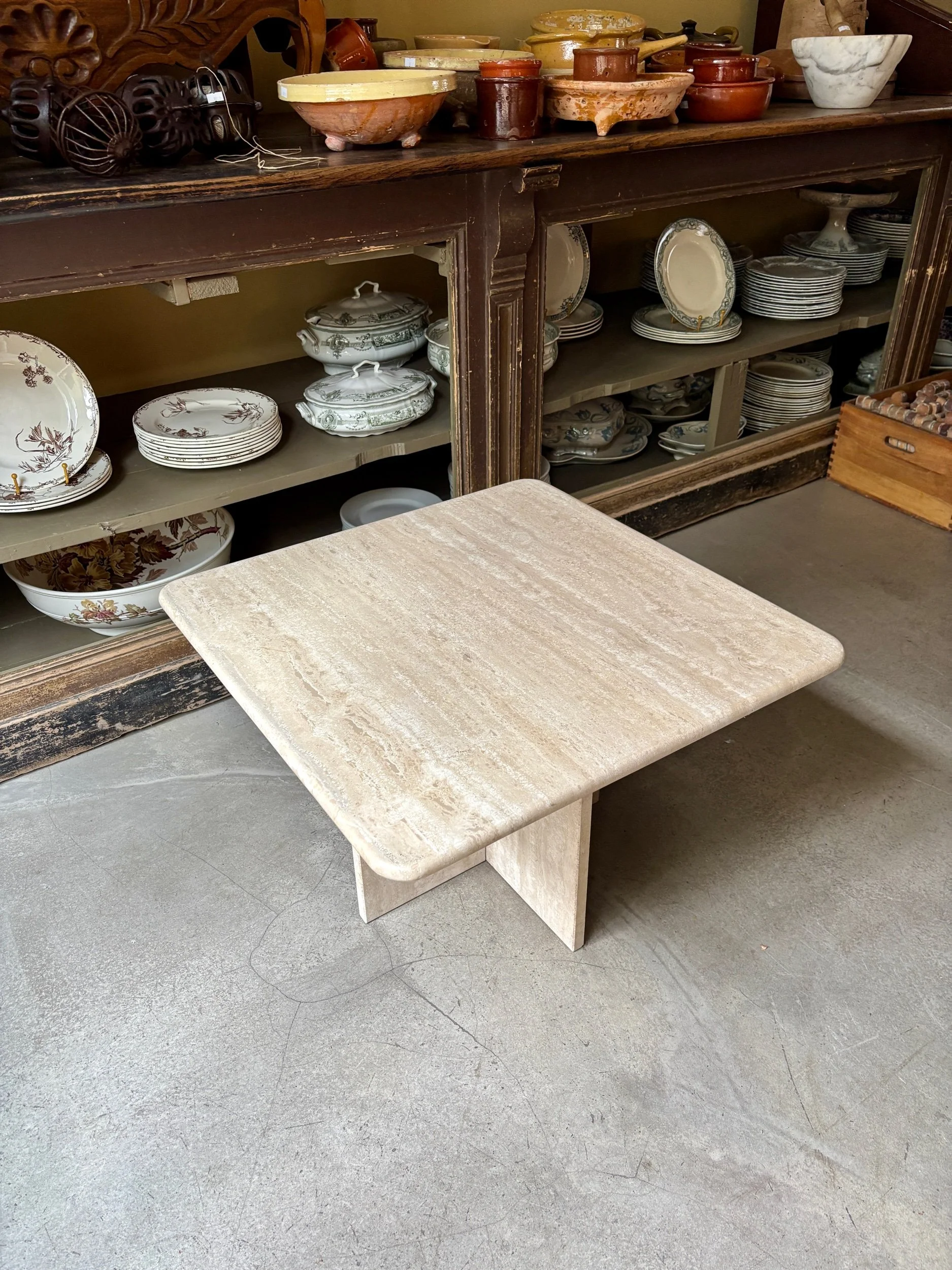table-basse-appoint-travertin-meuble-vintage-axs-design-paris-france