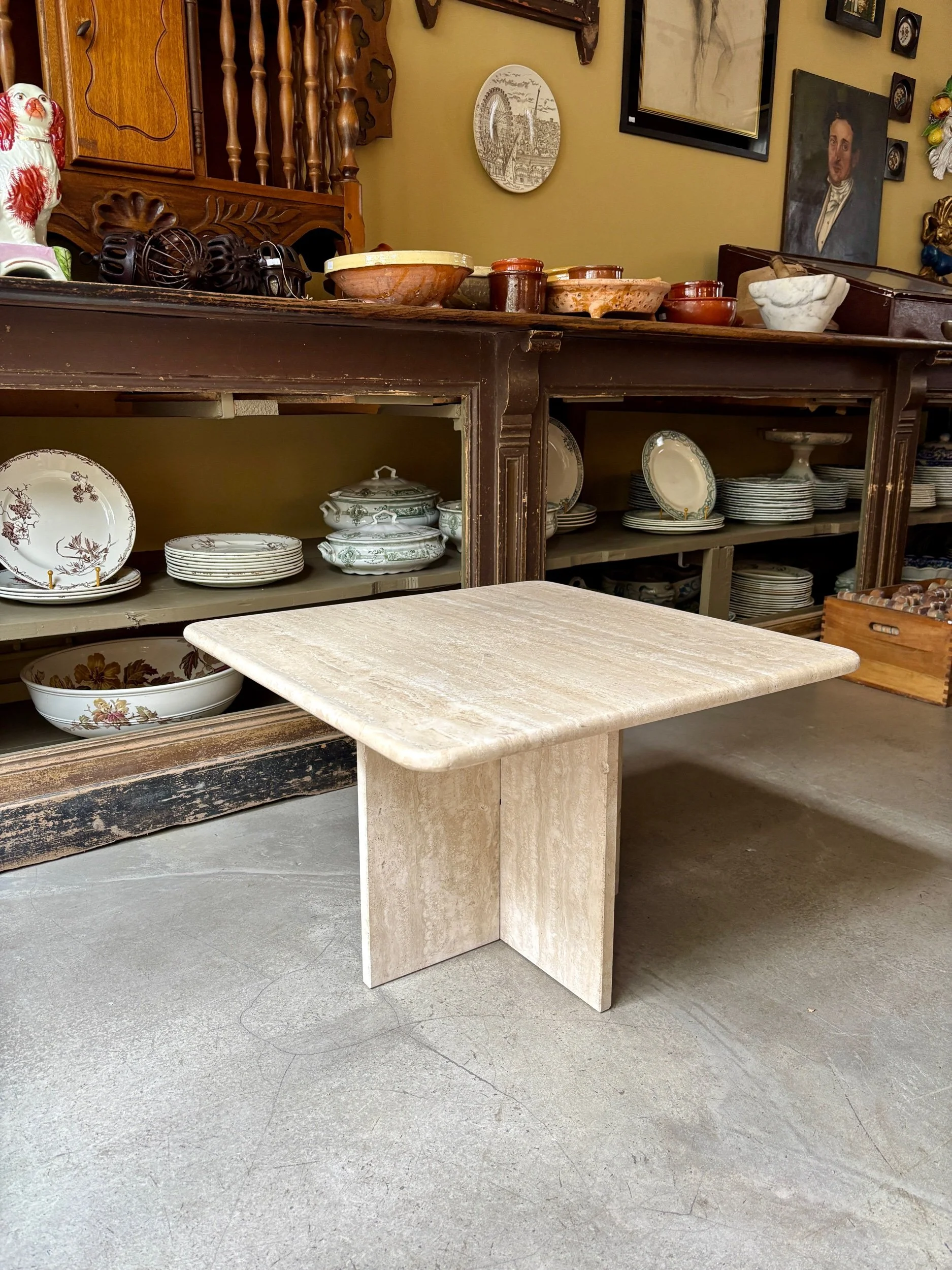 Table basse, bout de canapé carré en travertin ☐ 60 x 60 cm