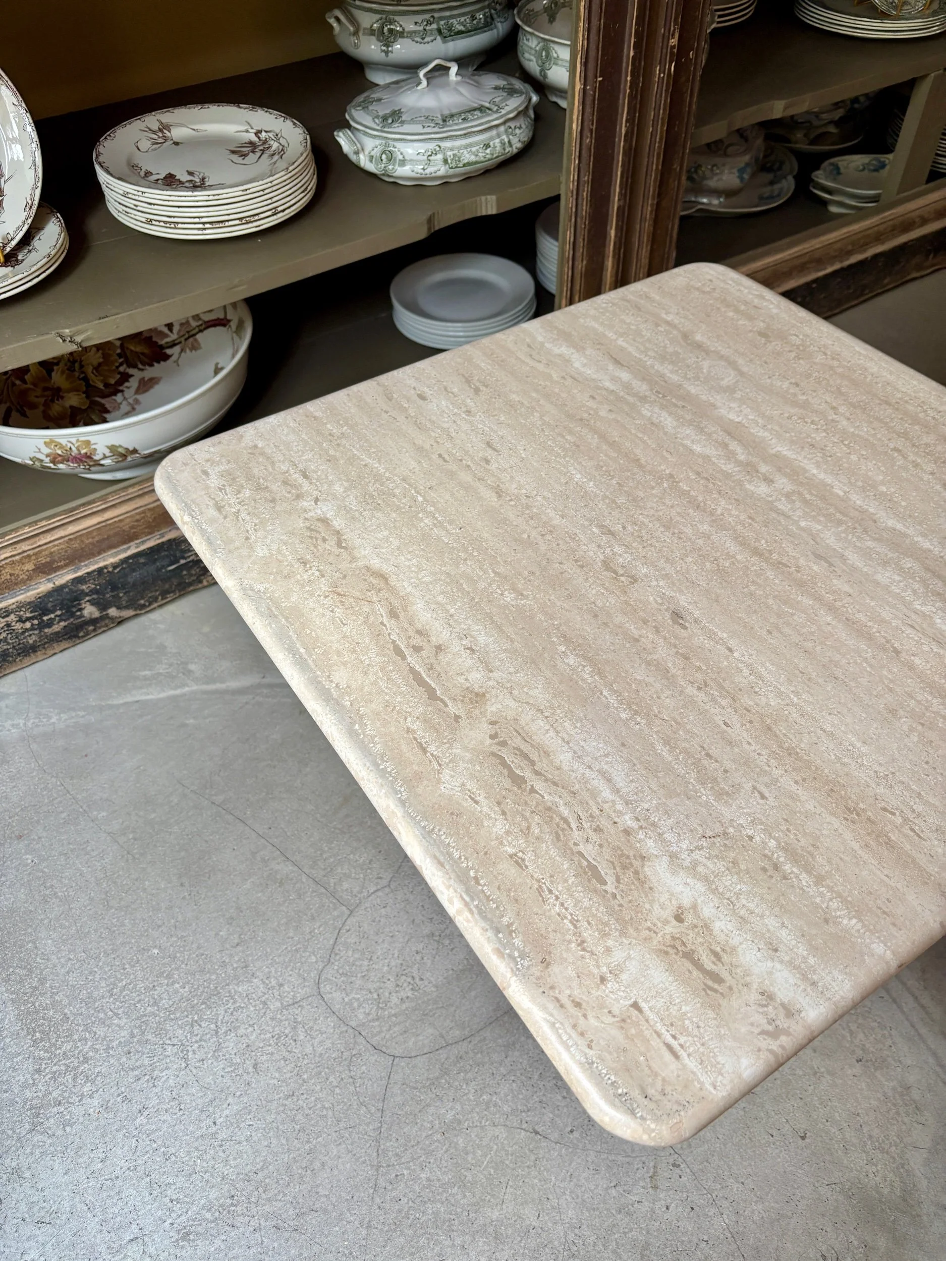 table-basse-appoint-travertin-meuble-vintage-axs-design-paris-france