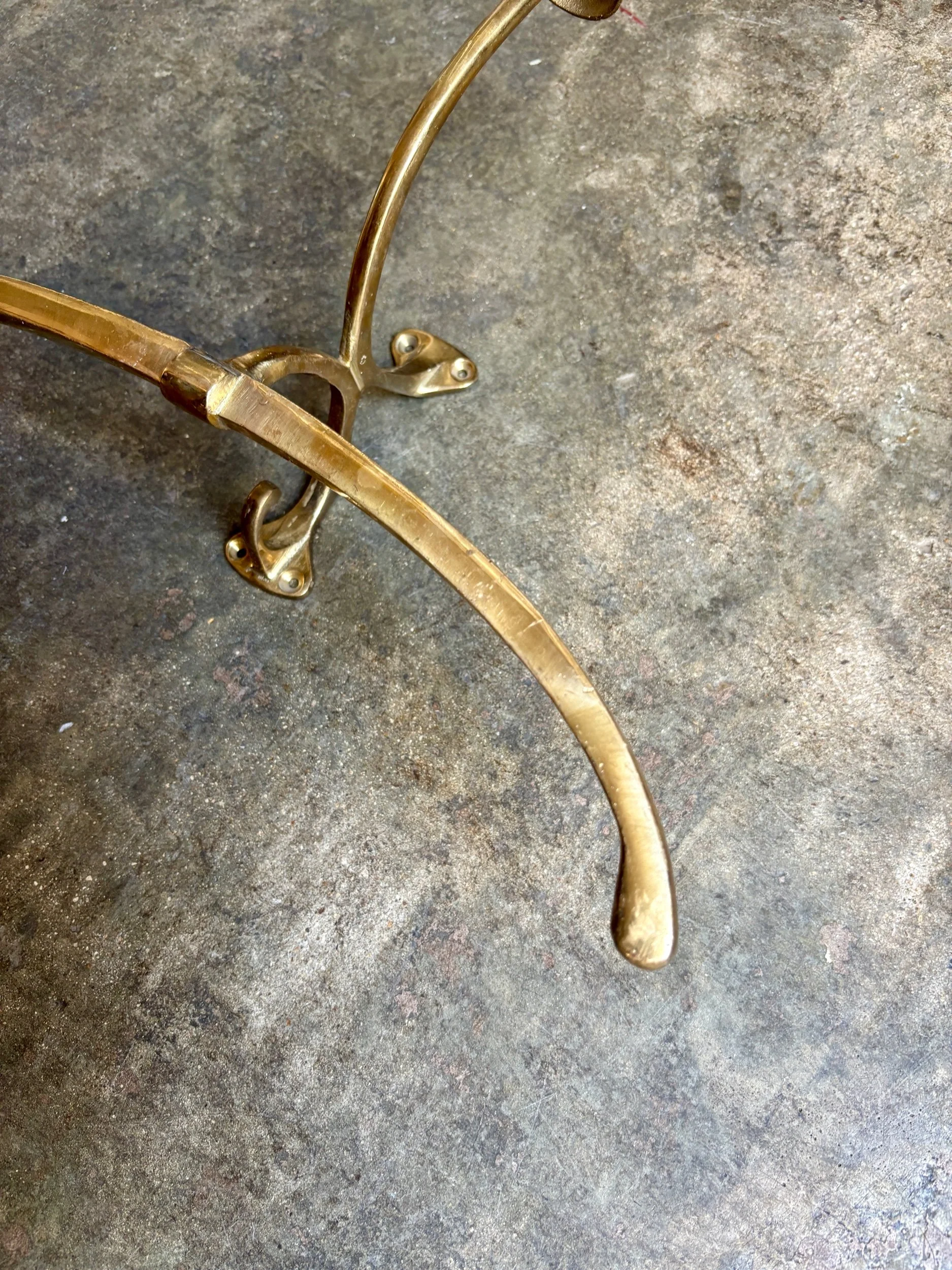 patere-cintre-mural-bronze-dore-decoration-vintage-axs-design-paris-france