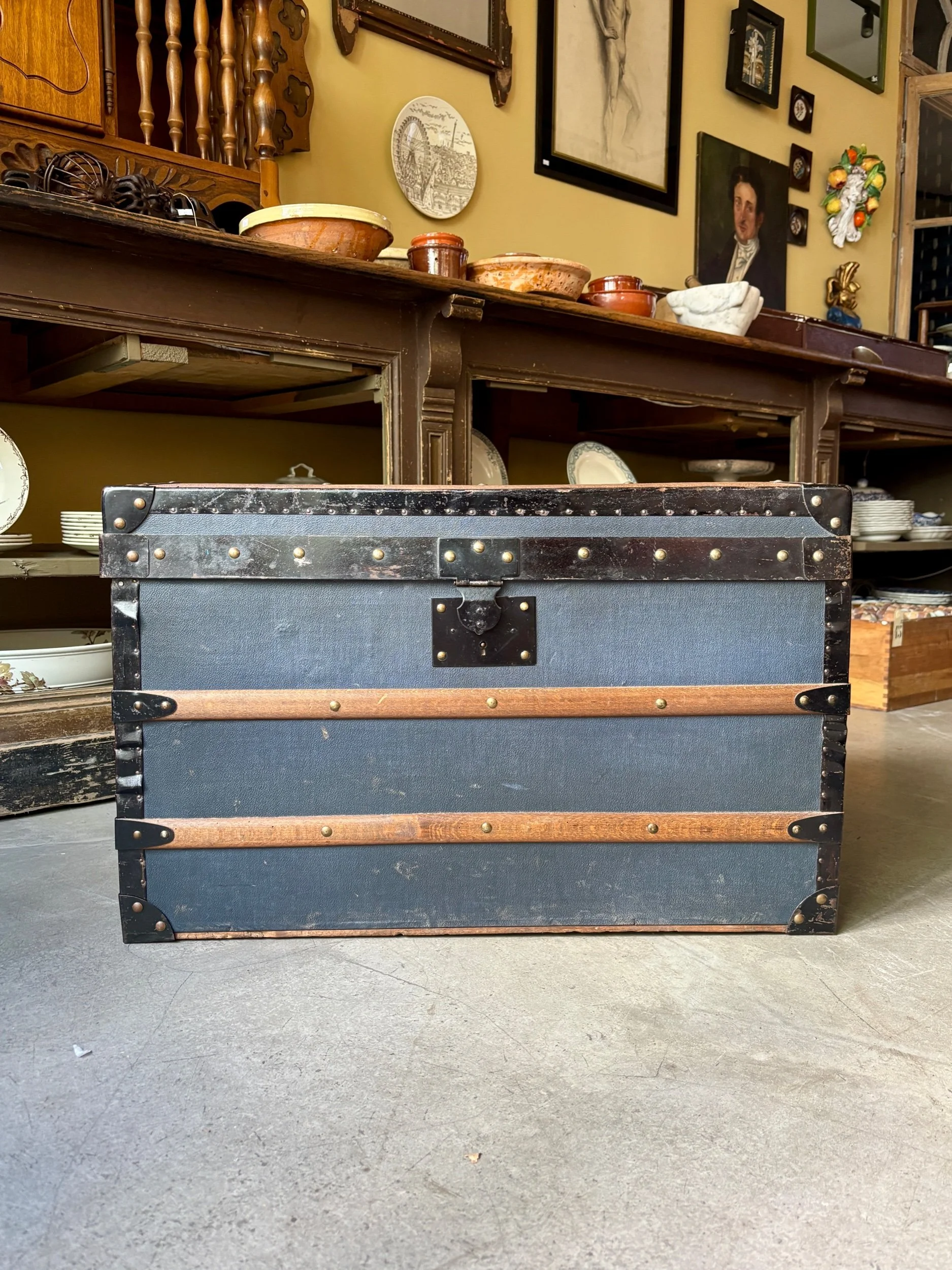 malle-desire-richard-meuble-rangement-vintage-axs-design-paris-france
