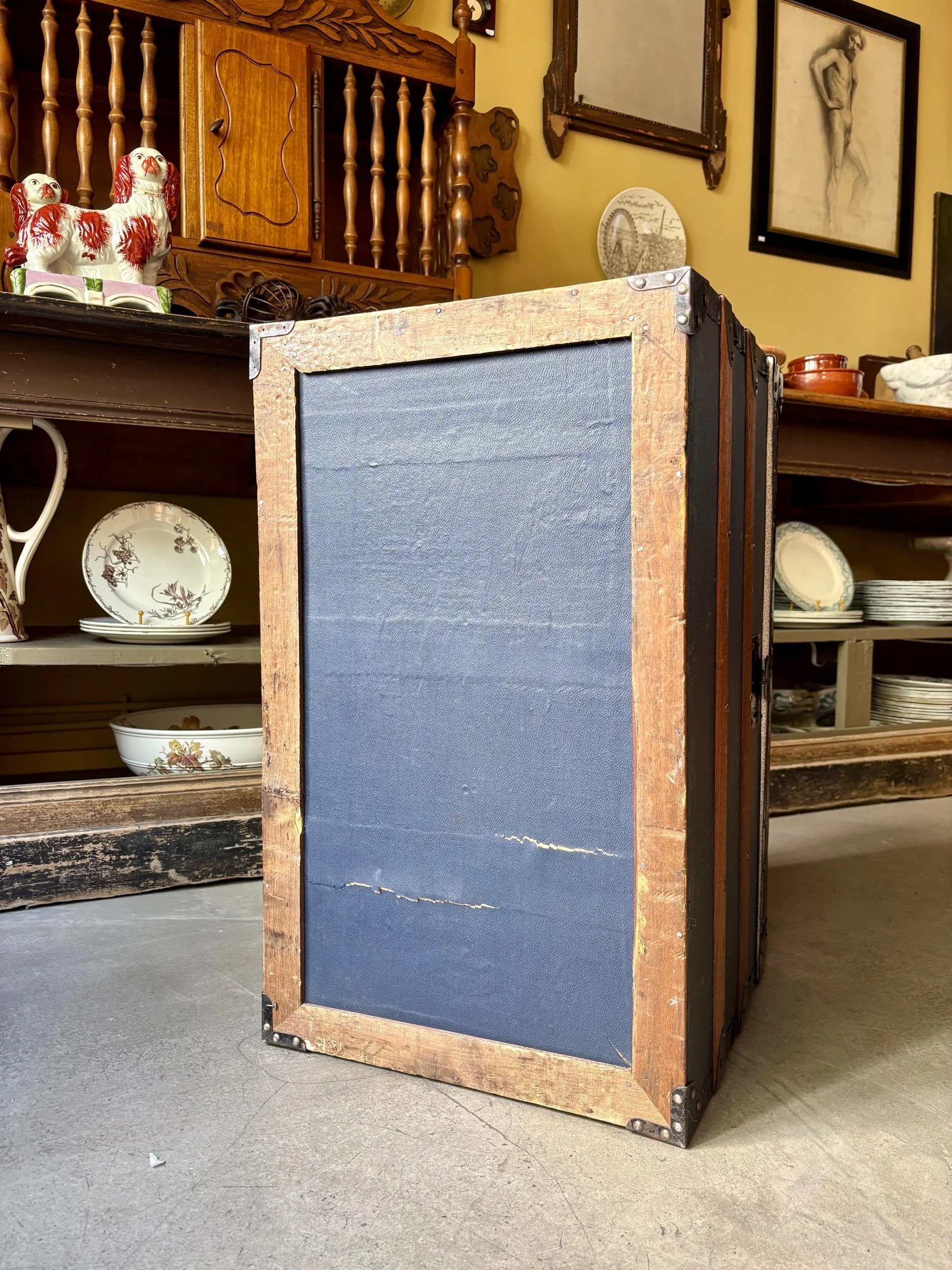 malle-desire-richard-meuble-rangement-vintage-axs-design-paris-france