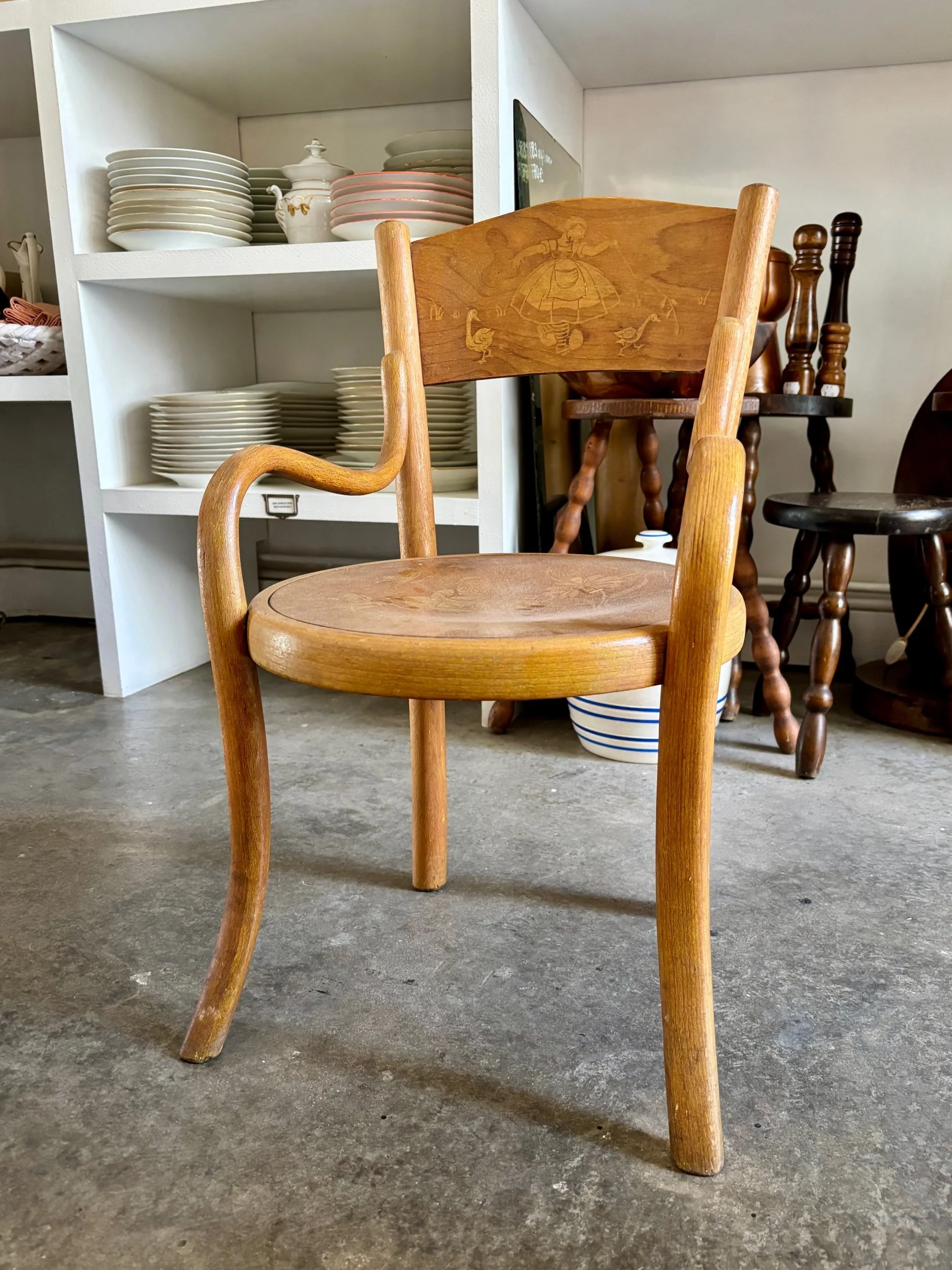 fauteuil-enfant-fischel-bistrot-bois-assise-vintage-axs-design-paris-france