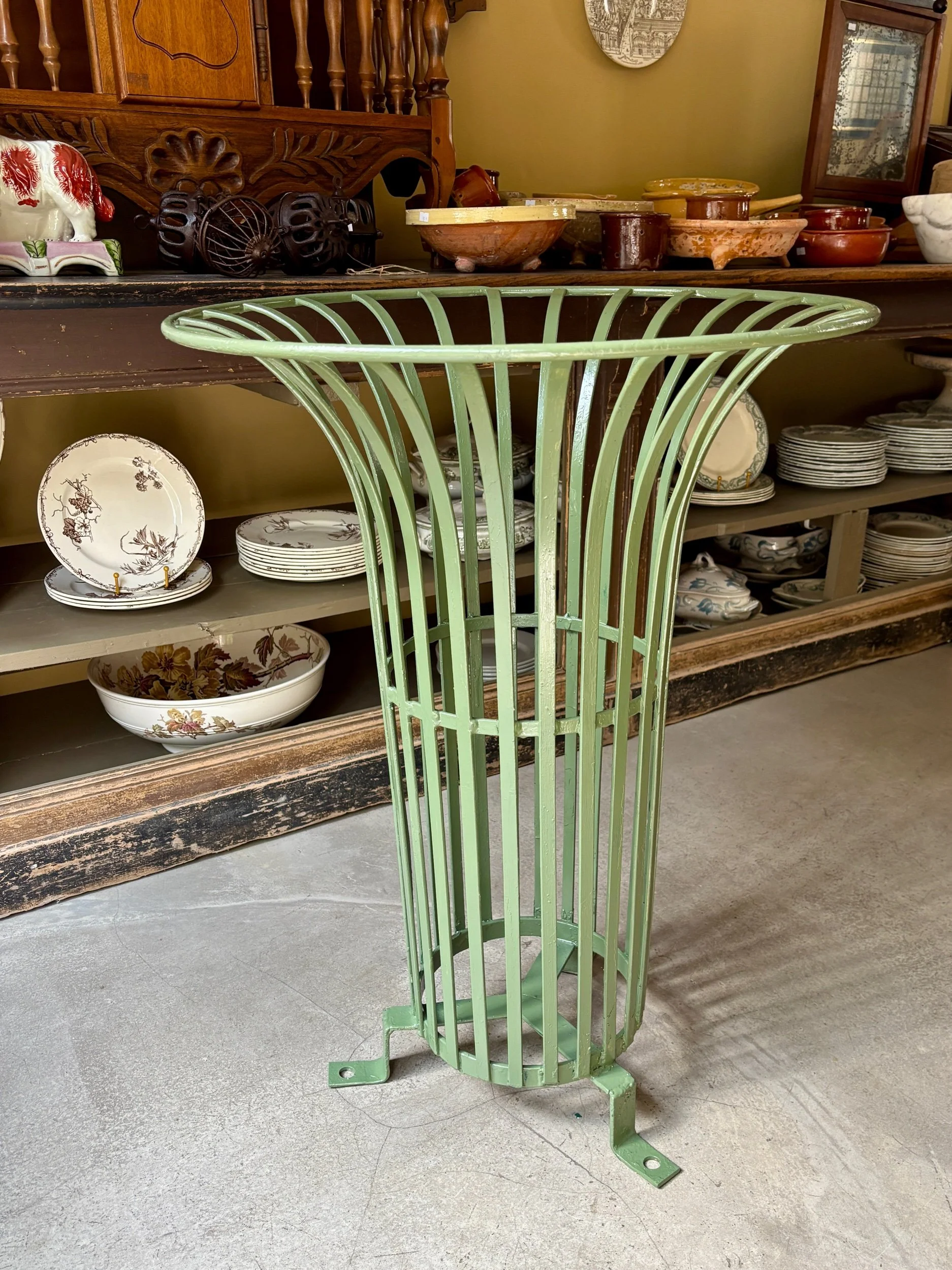 poubelle-cache-pot-jardin-metal-vert-decoration-vintage-axs-design-paris-france