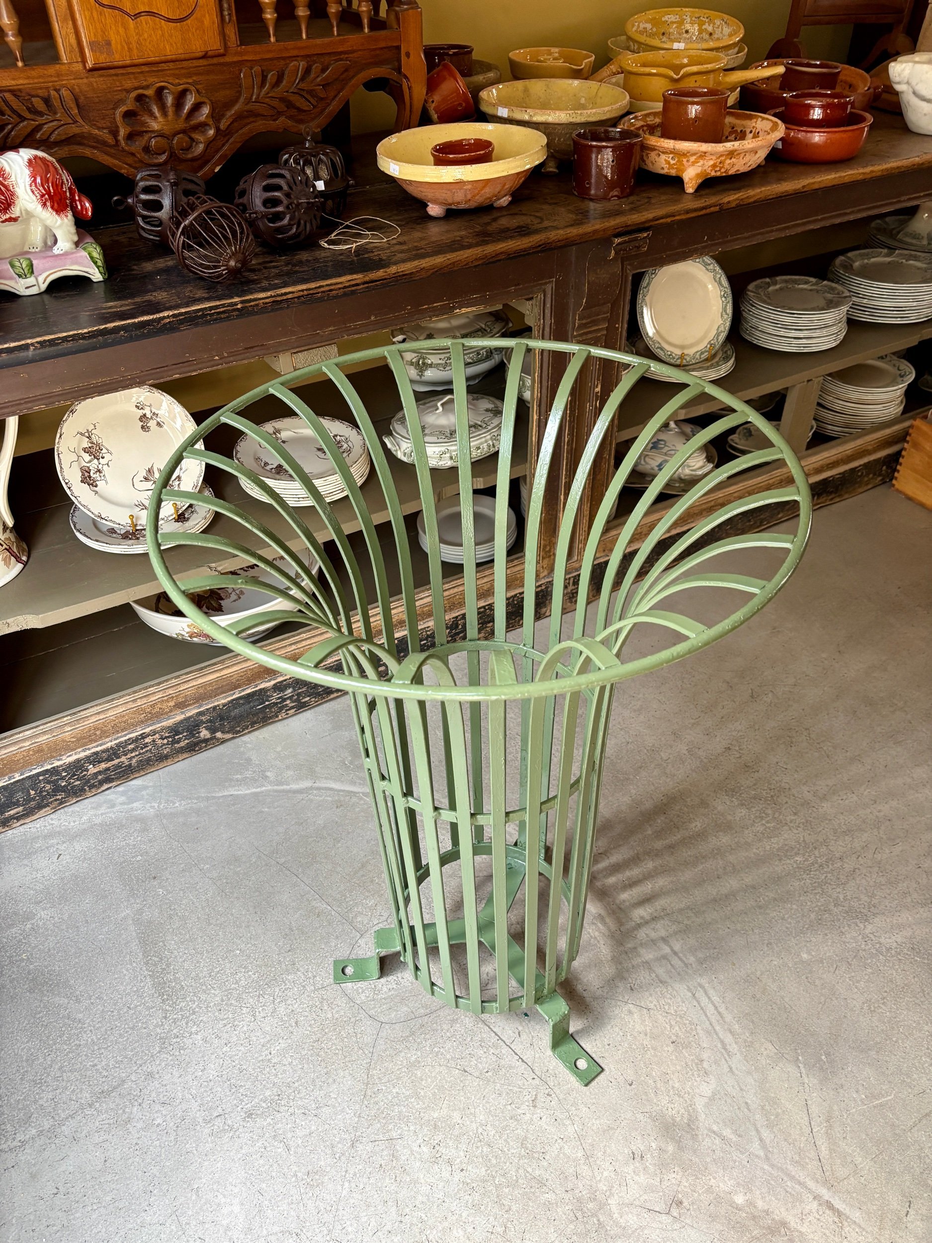 poubelle-cache-pot-jardin-metal-vert-decoration-vintage-axs-design-paris-france