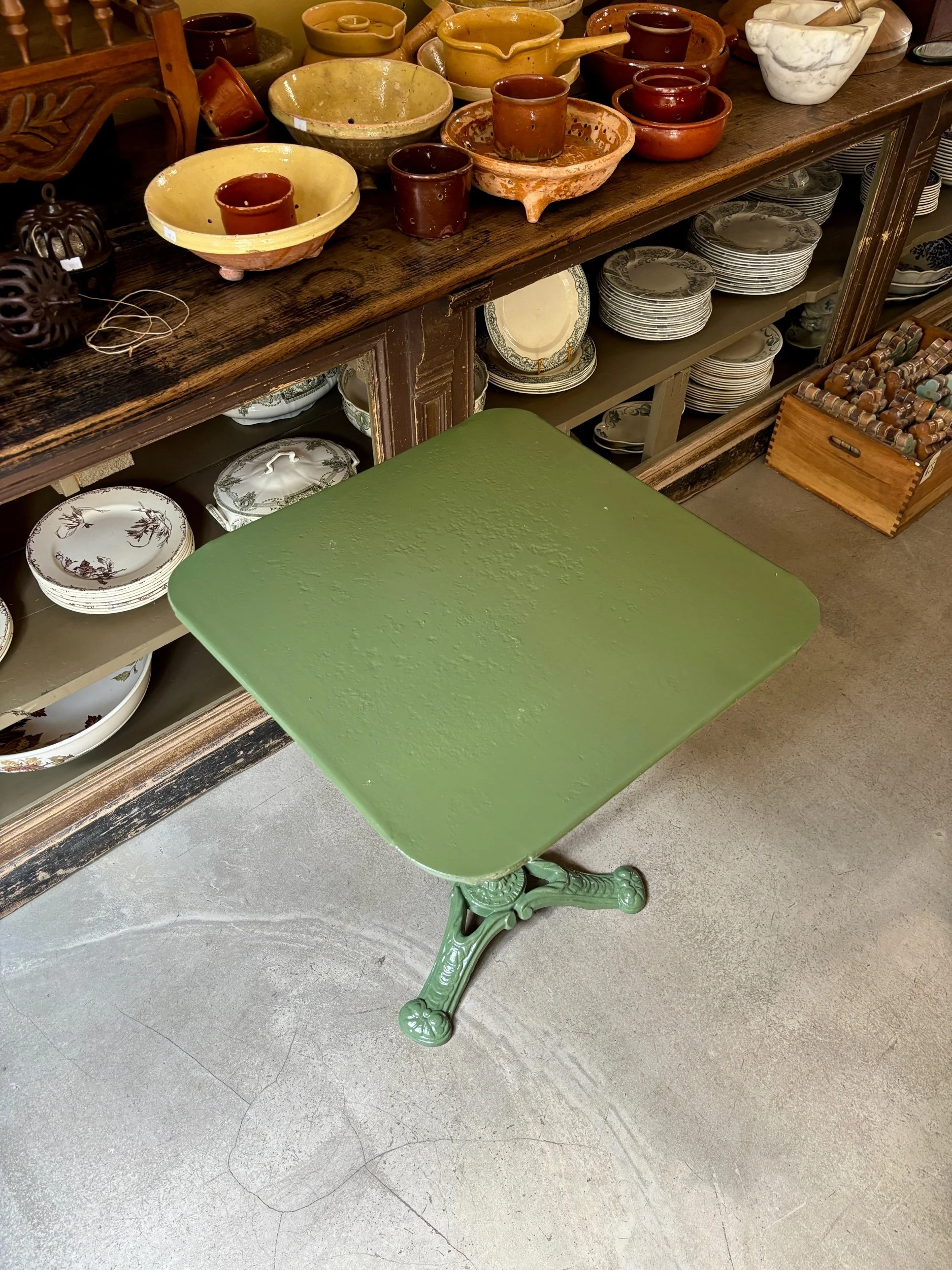 table-jardin-metal-fer-forge-vert-mobilier-exterieur-axs-design-paris-france