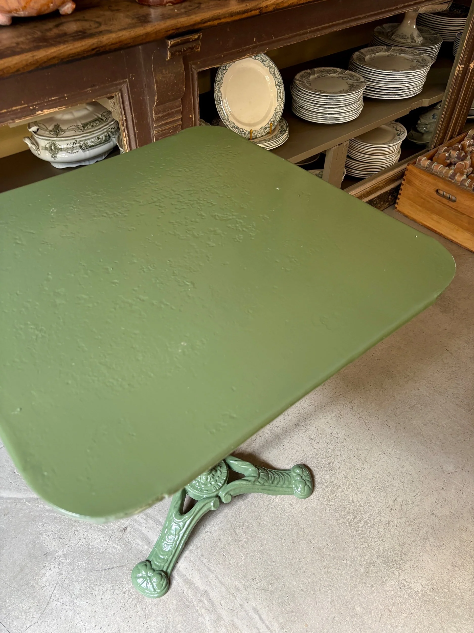 table-jardin-metal-fer-forge-vert-mobilier-exterieur-axs-design-paris-france