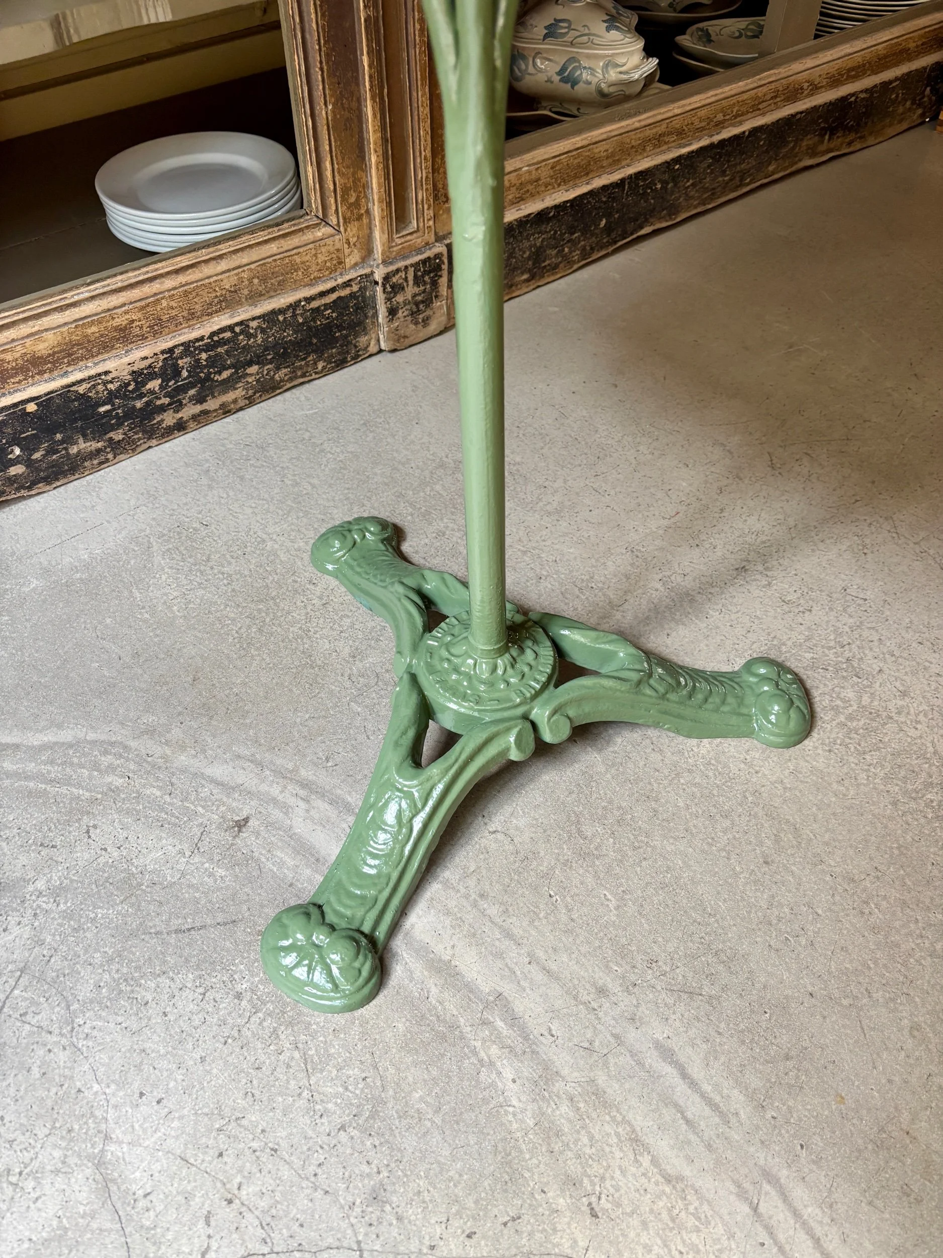 table-jardin-metal-fer-forge-vert-mobilier-exterieur-axs-design-paris-france