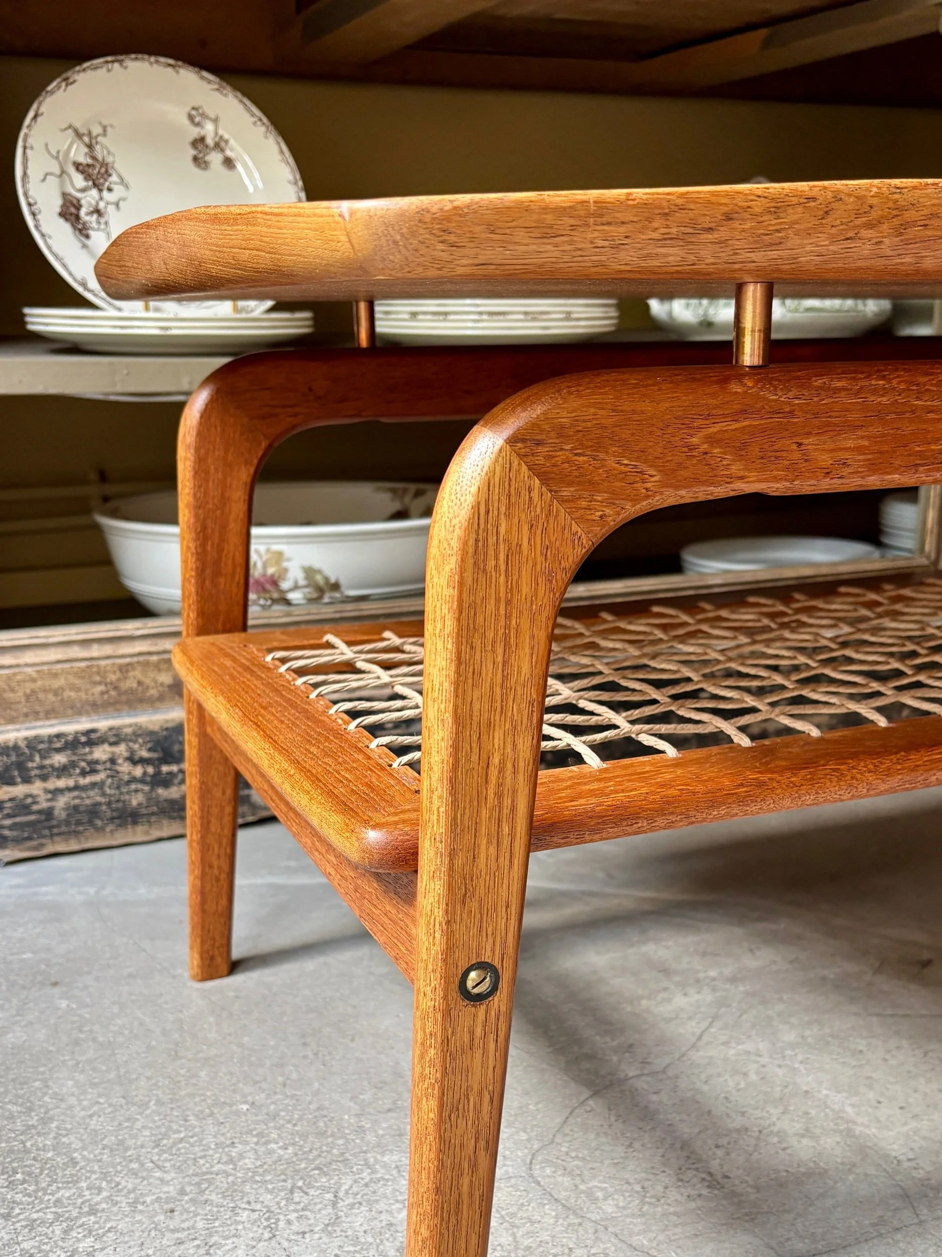table-basse-scandinave-teck-corde-arne-hovmand-olsen-meuble-vintage-axs-design-paris-france