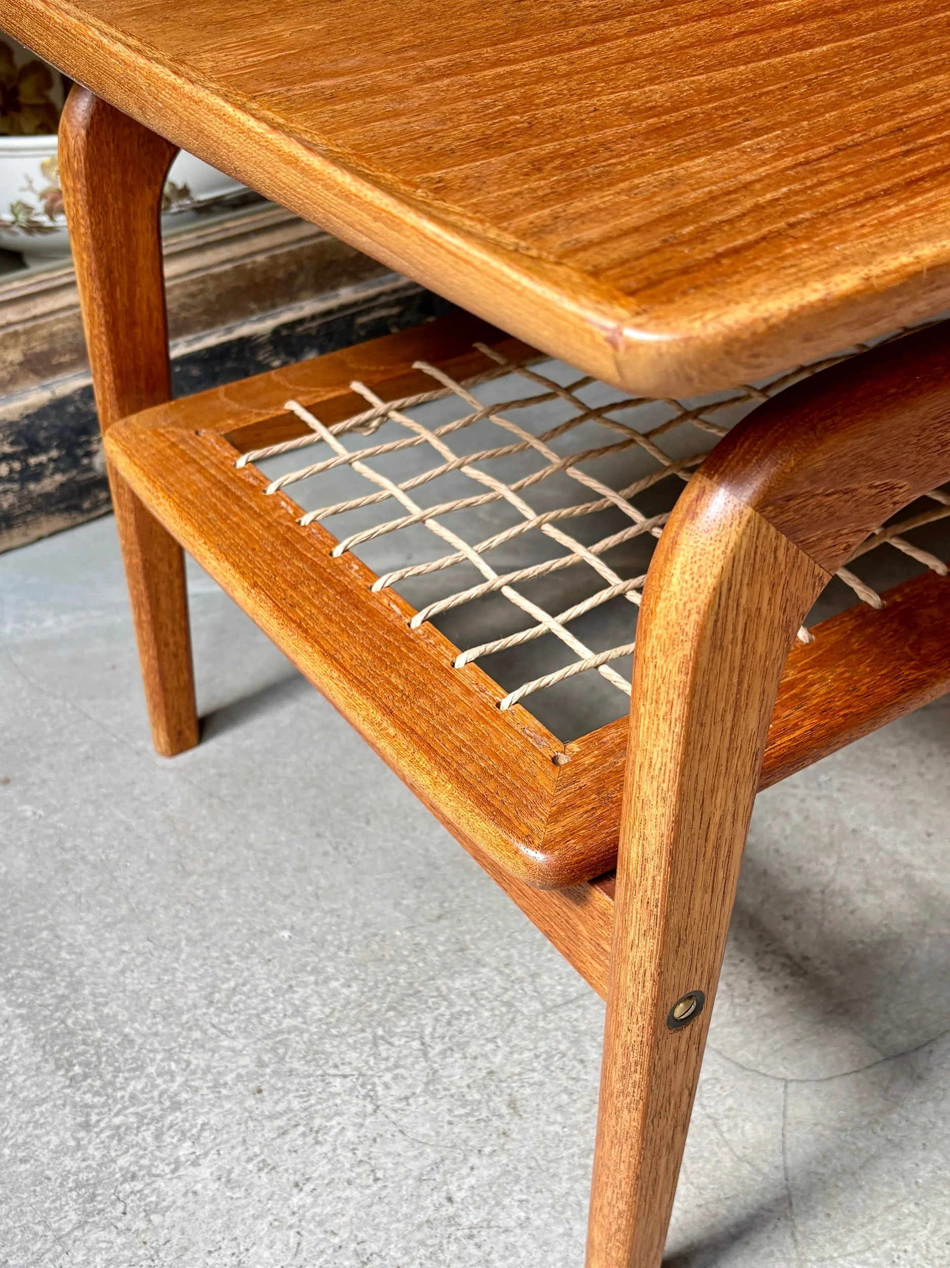 table-basse-scandinave-teck-corde-arne-hovmand-olsen-meuble-vintage-axs-design-paris-france